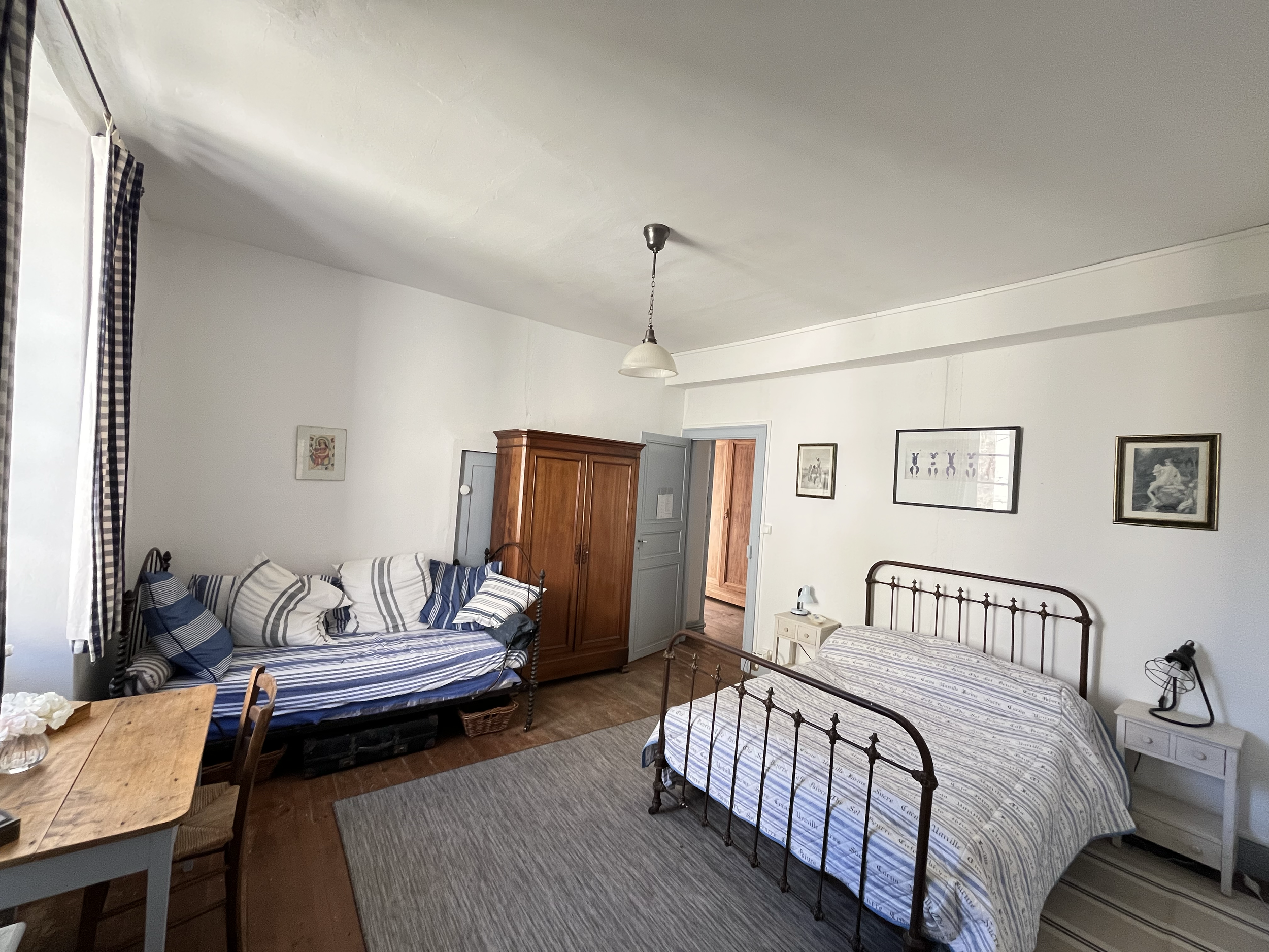 Blue Room Single Bed