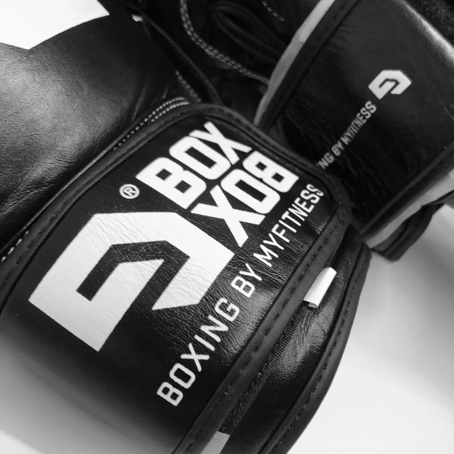 BB_black_gloves.jpg.webp