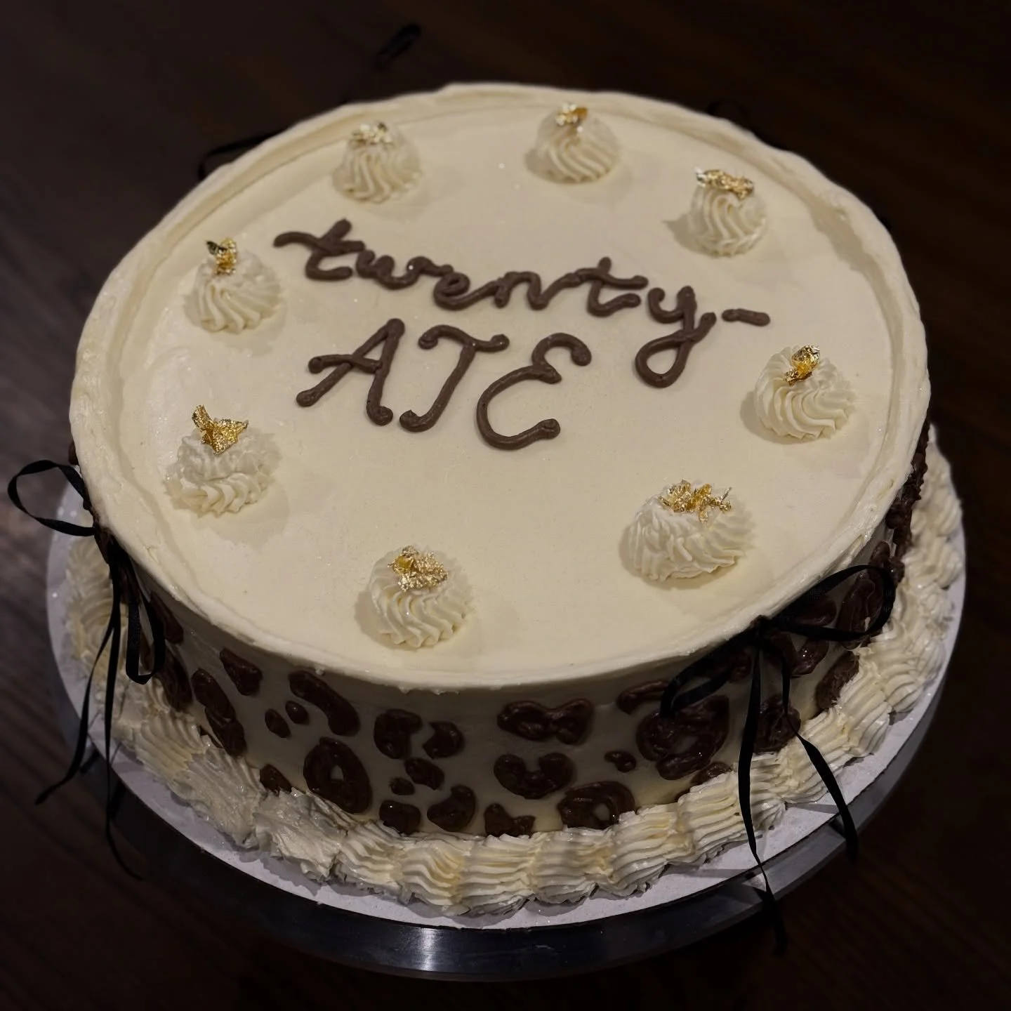 Custom Cakes in The Triangle Area
.
.
.
.
.
#sabrosa #cakes #birthdaycake #raleighbaker #ncbakery
