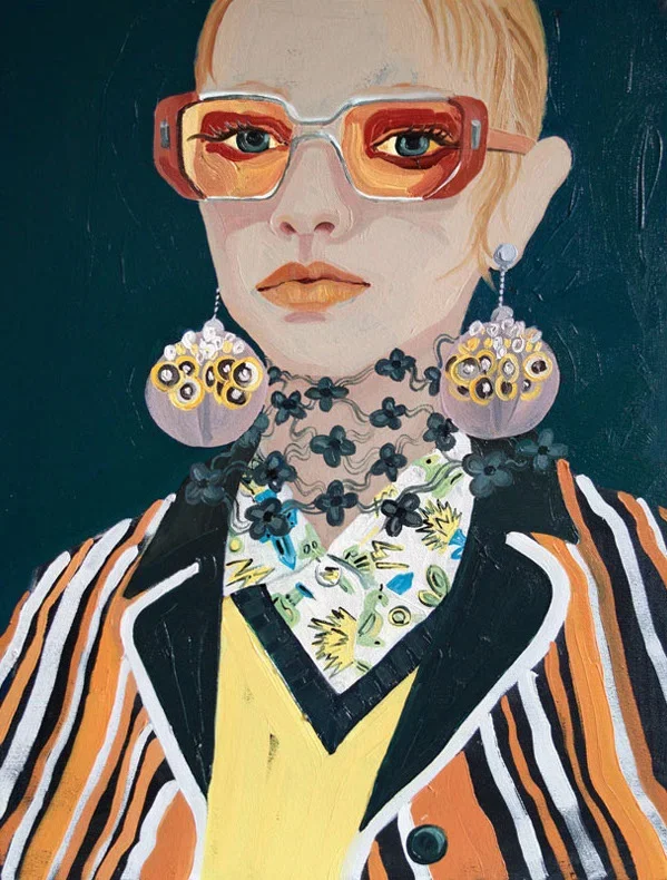 Gill+Button_Amber+eyes_Prada-ss16.webp