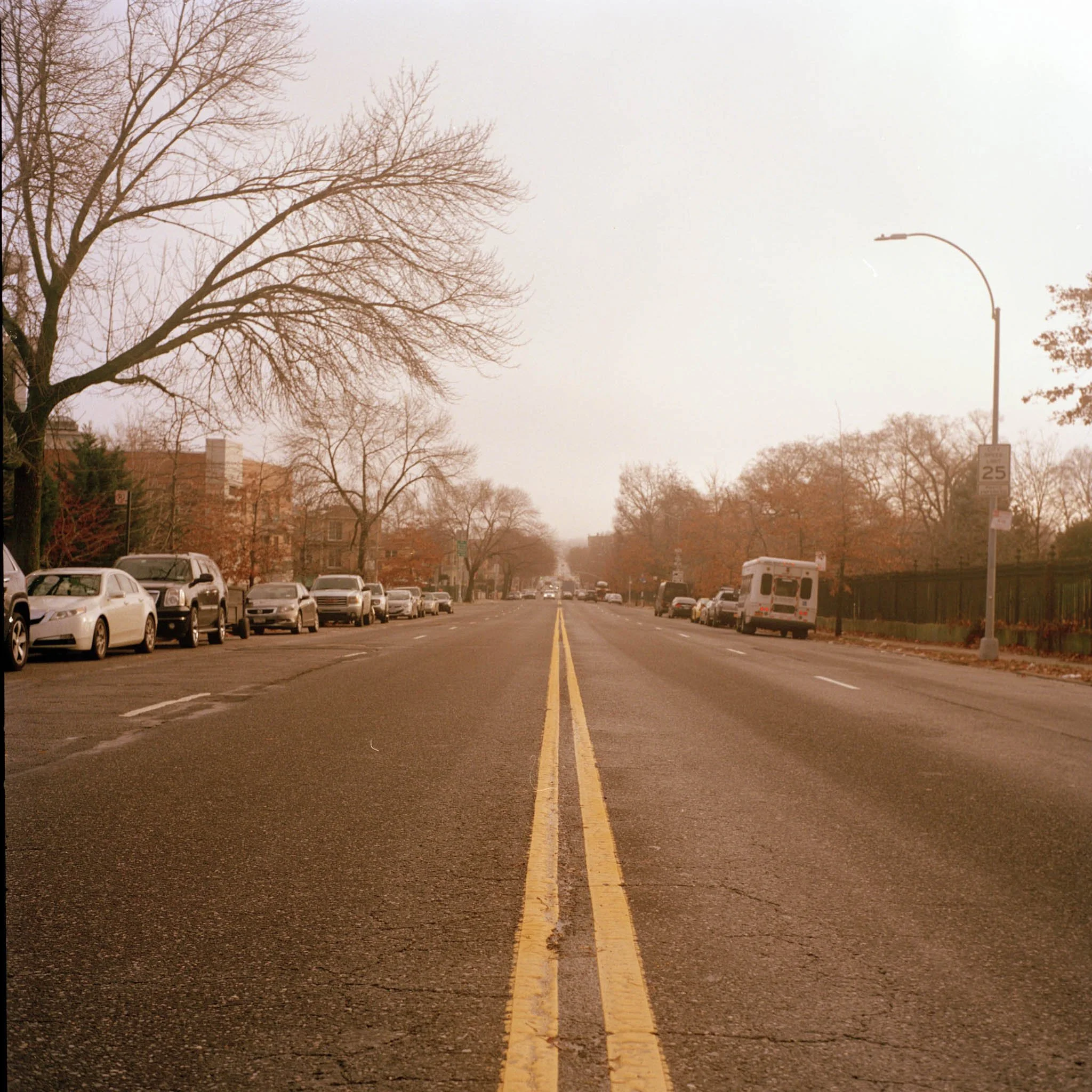 NEW_YORK_FILM_STREET_PHOTOGRAPHY_SUNSET_PARK_ROADWAY.jpg