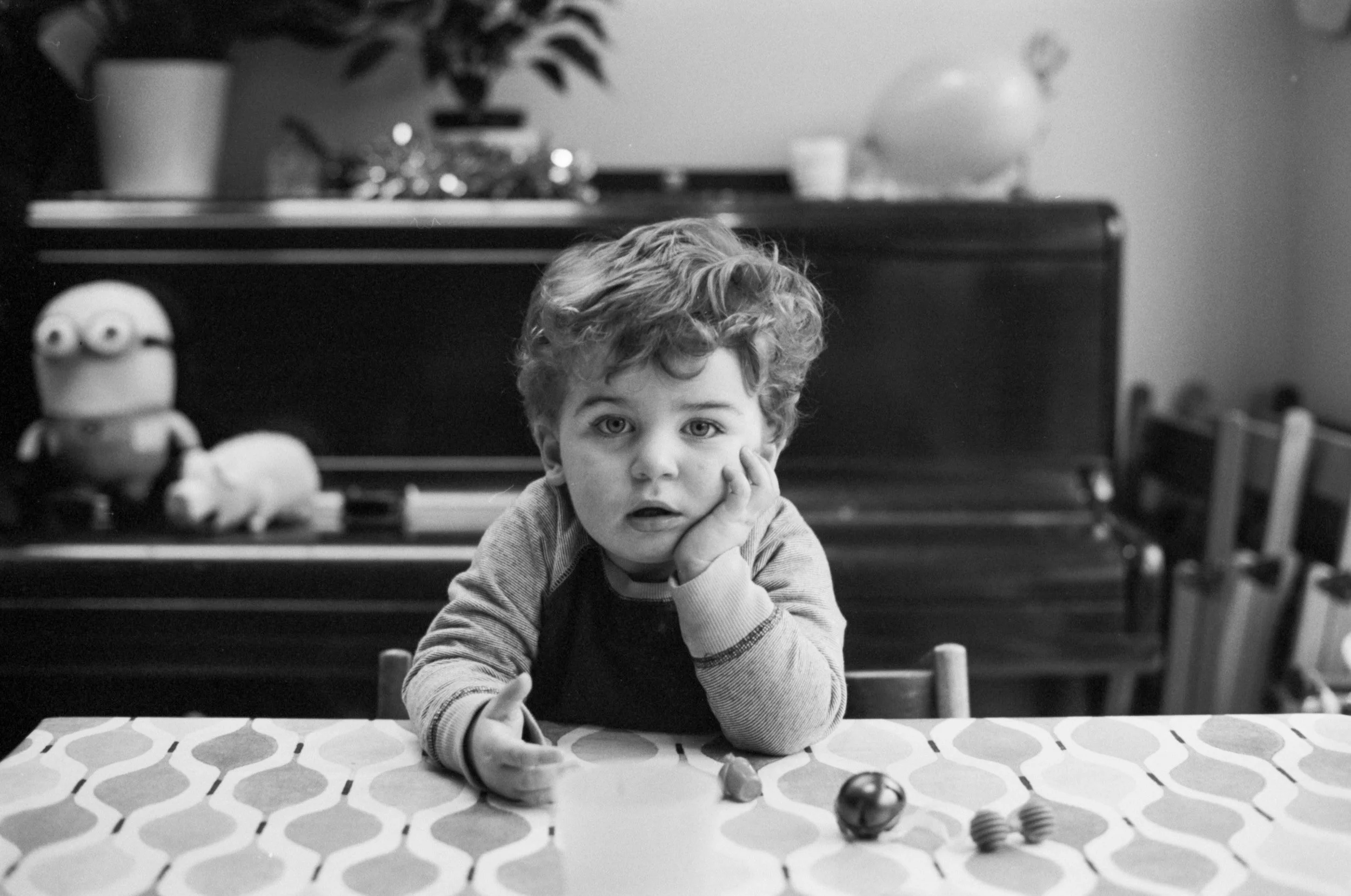 BLACK AND WHITE PORTRAIT OF KIT IN NORTH LONDON ENGLAND.jpg