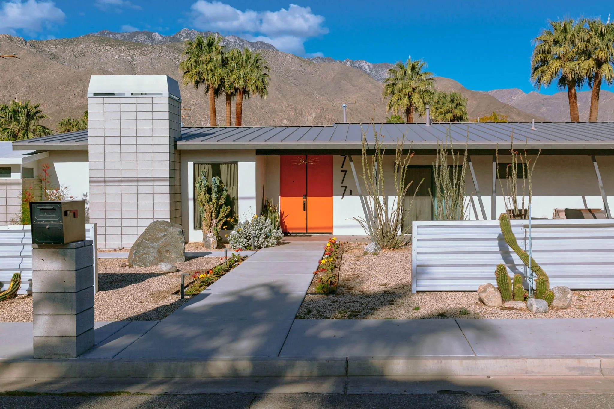 PALM_SPRINGS_ORANGE_777.jpg