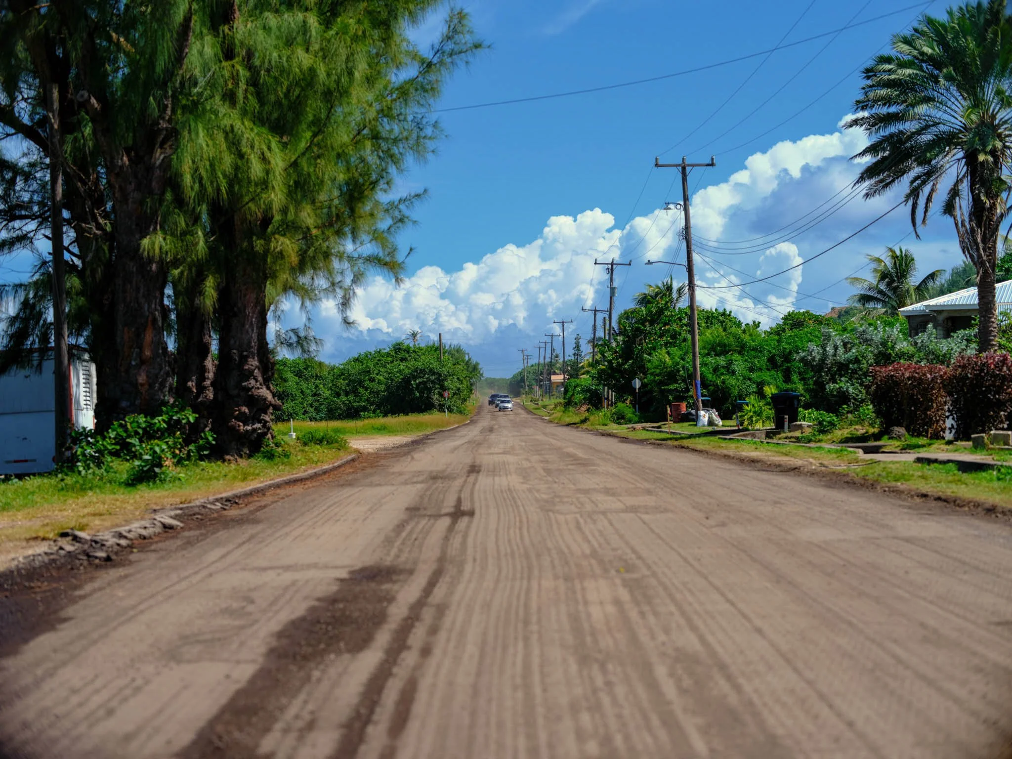 BARBADOS_ROAD_CARS_DISTANCE_DAVID_PEXTON_PHOTOGRAPHY.jpg