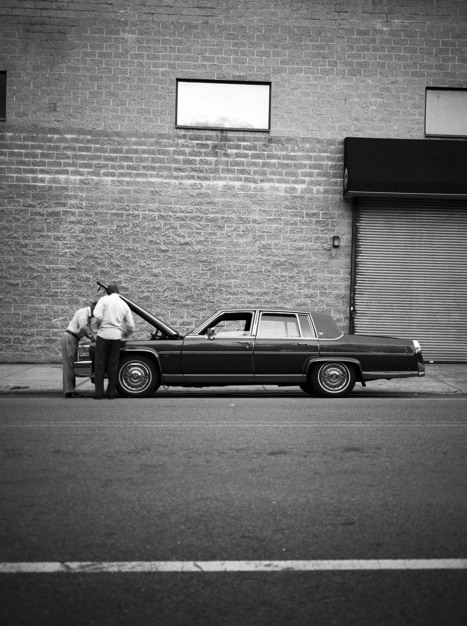 FILM_PHOTOGRAPHY_VINTAGE_CAR-REPAIR-IN-FORT-GREENE-BROOKLYN.jpg