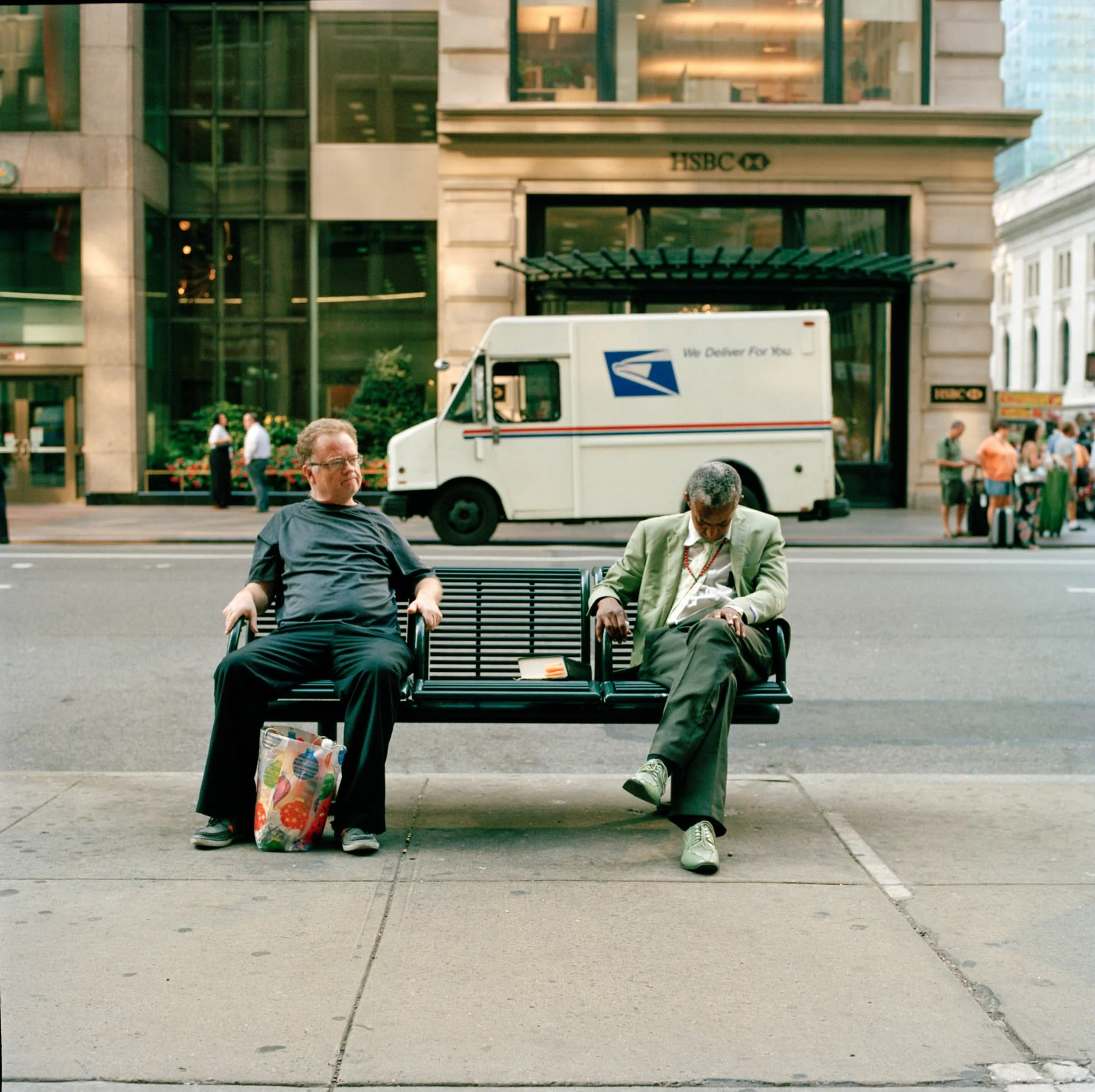 FILM_PHOTOGRAPHY_STREET_NYC_CONTEMPLATION_UPS.jpg