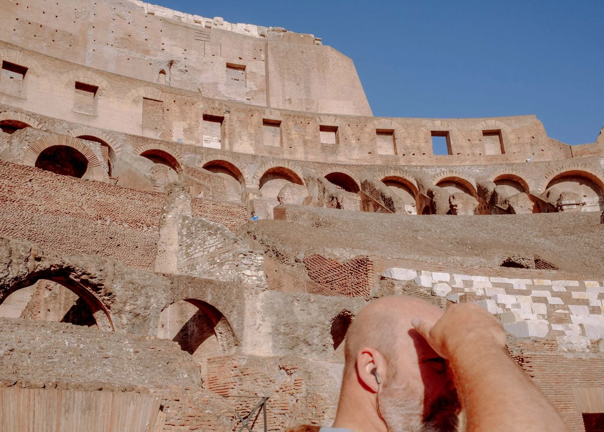DIGITAL_PHOTOGRAPHY_ROME_COLOSSEUM_HEAD.jpg