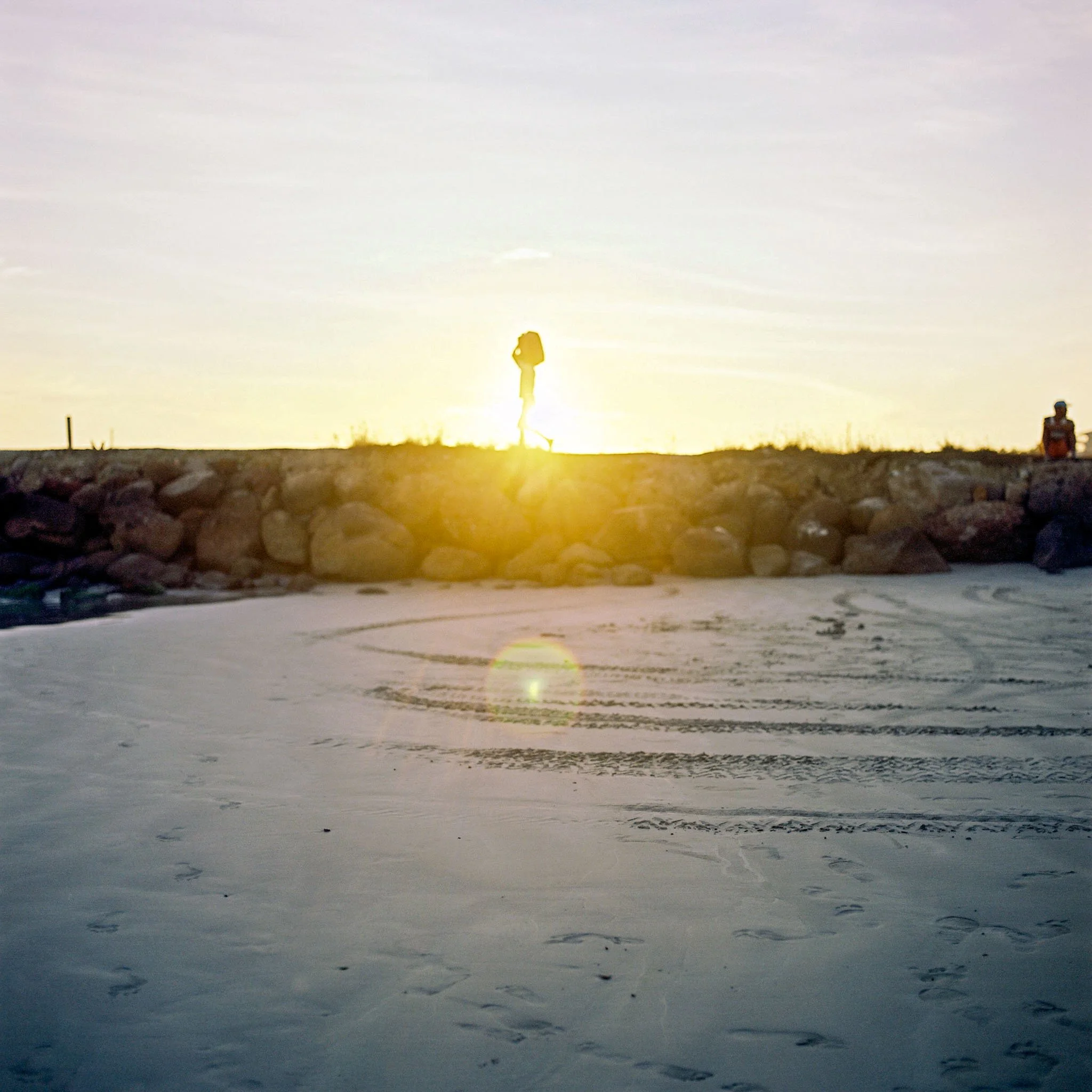 FILM_PHOTOGRAPHY_MEXICO_SUNSET_CARRYING_SUNLIGHT.jpg