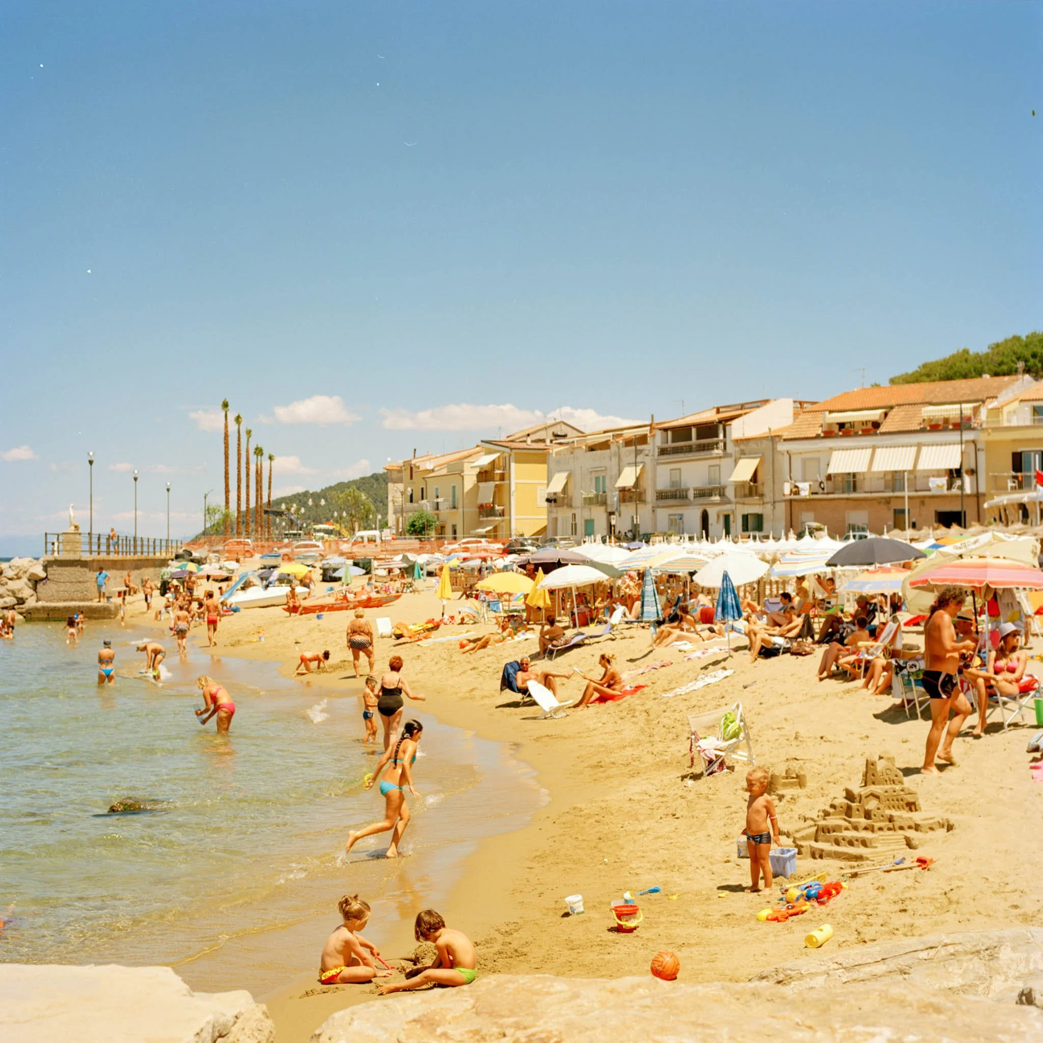 FILM_PHOTOGRAPHY_ITALY_SANTA_MARIA_CASTABALETTE_BEACH.jpg