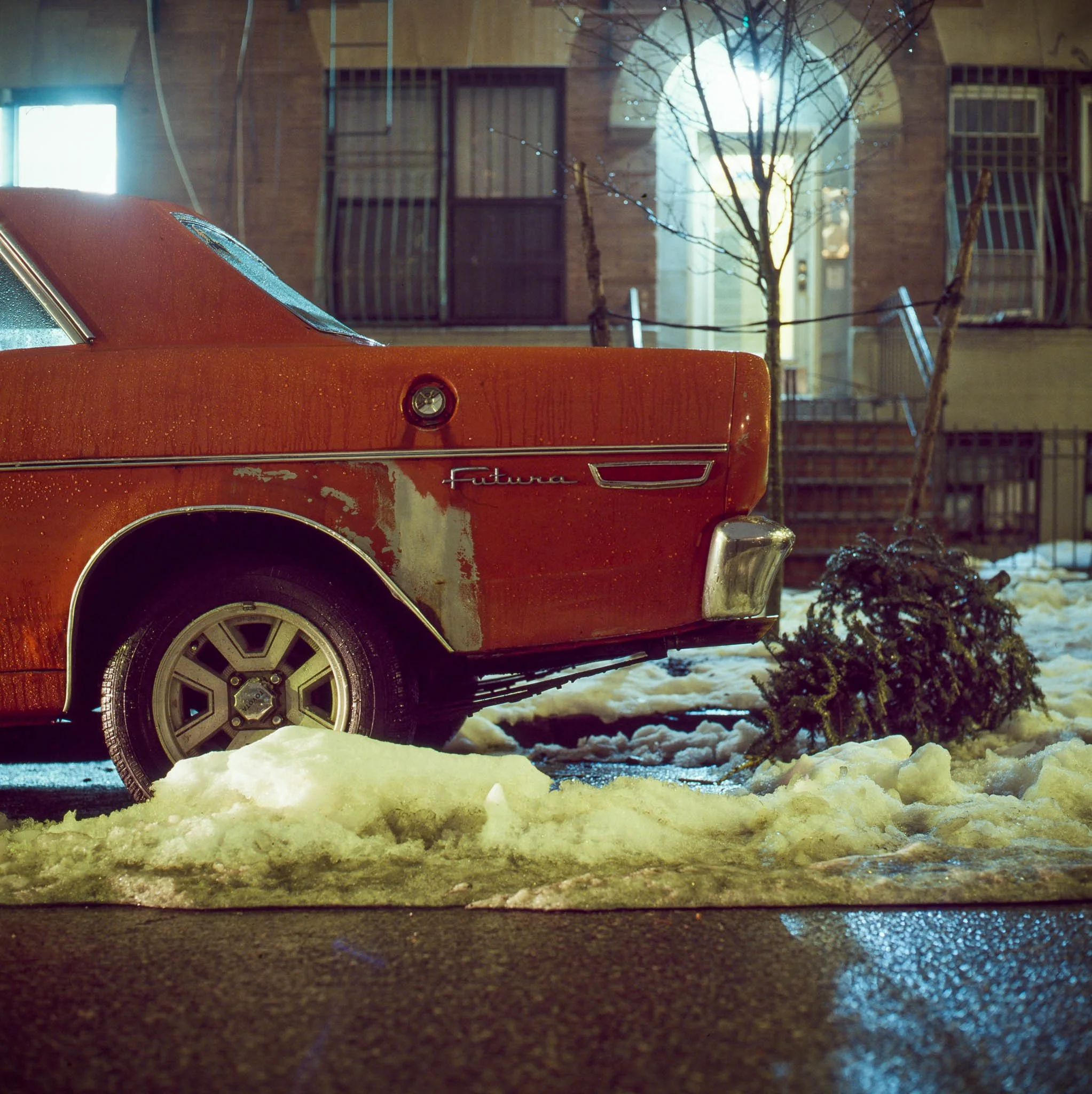 FILM_PHOTOGRAPHY_VINTAGE_CAR_FUTURA_CHRISTMAS_TREE.jpg