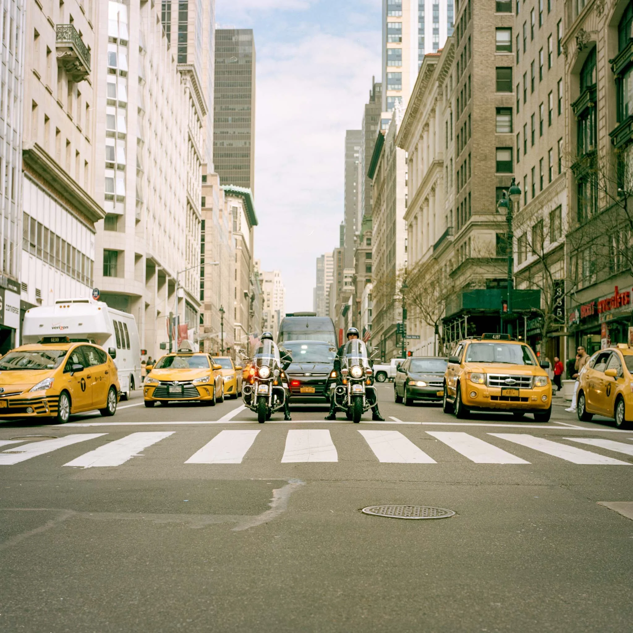 police-escort-midtown-new-york-city-2016-1.jpg