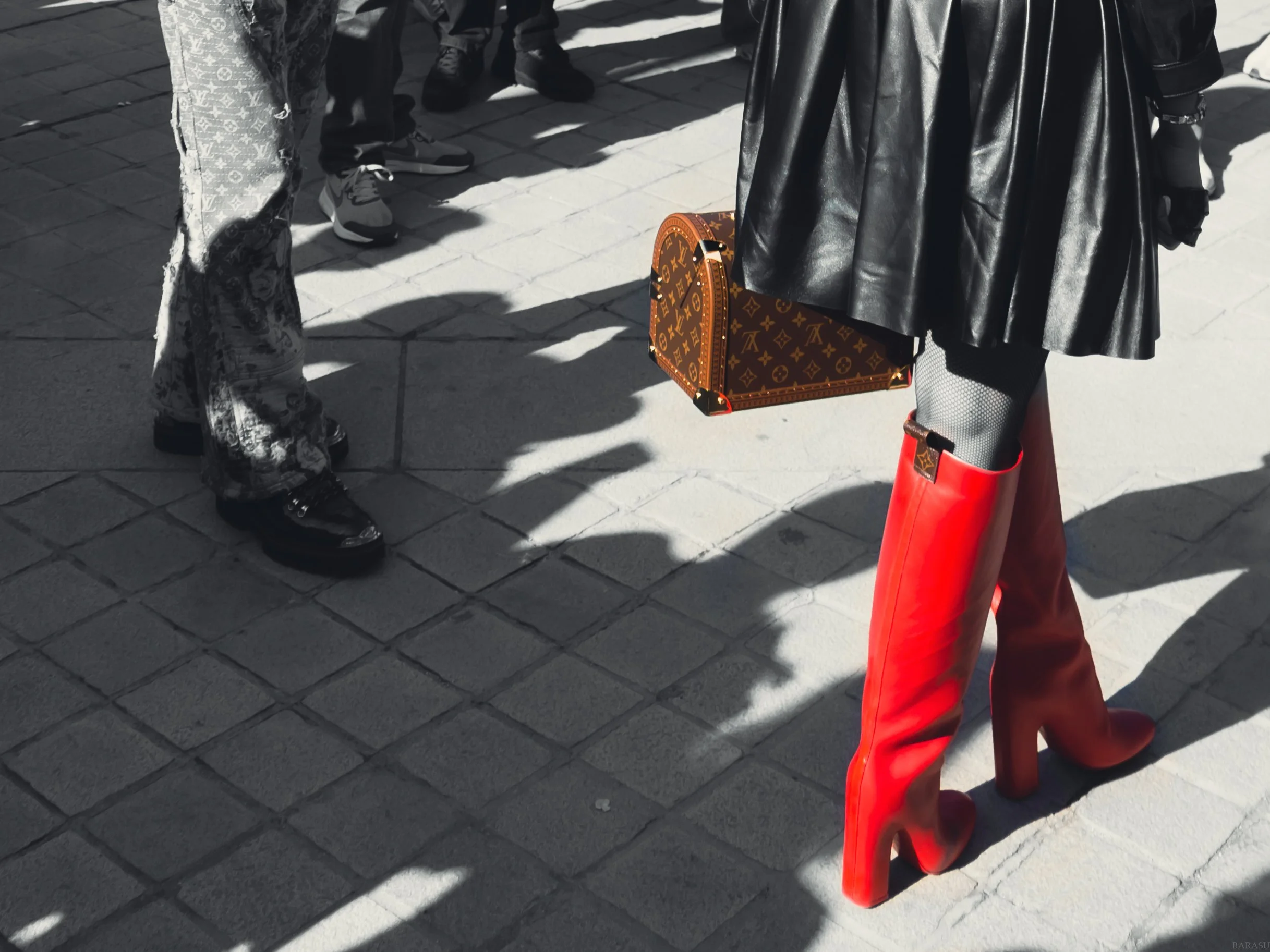 file 2435x1826_077624.jpg