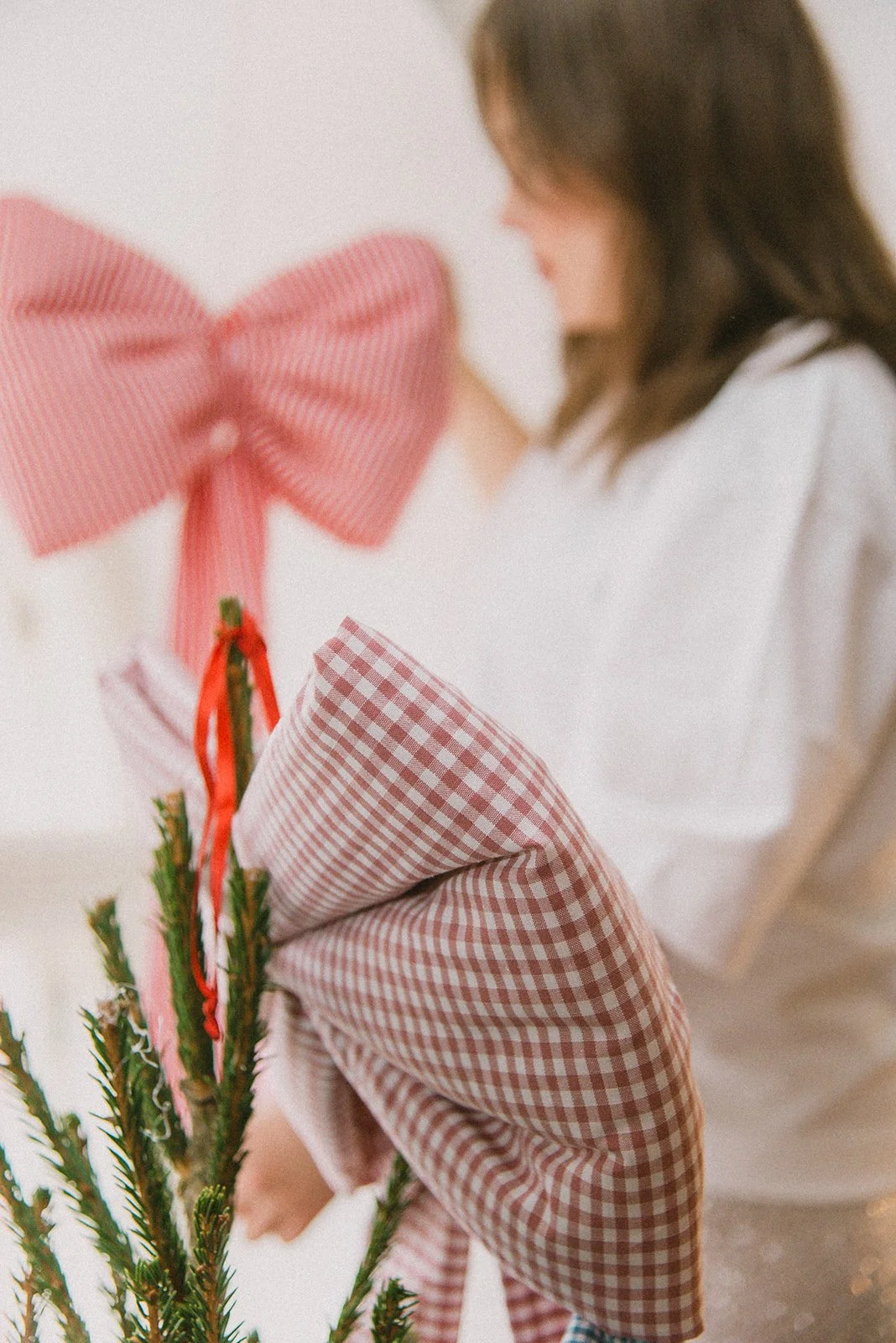 Tuotekuva Edlan ruseteista joulukuusessa.