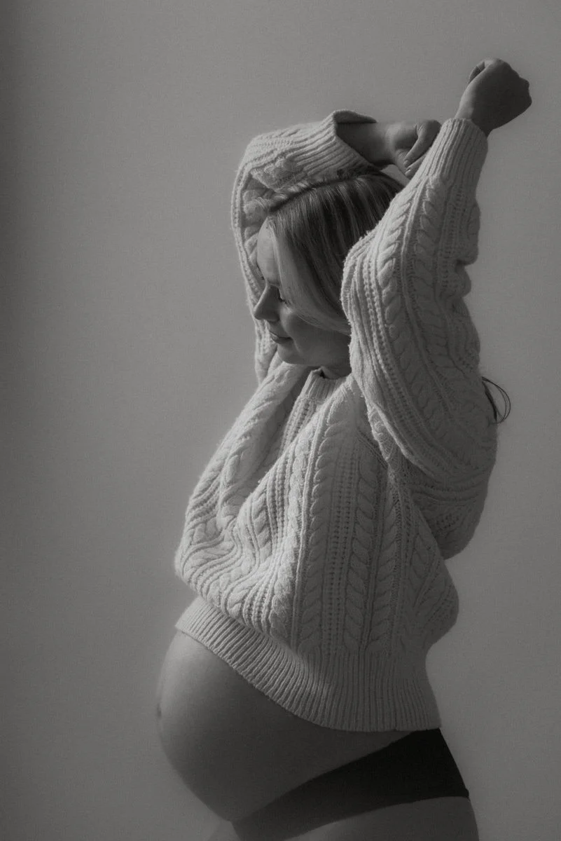 Heidi Väisäsen kuvaama odotuskuva studiolla.