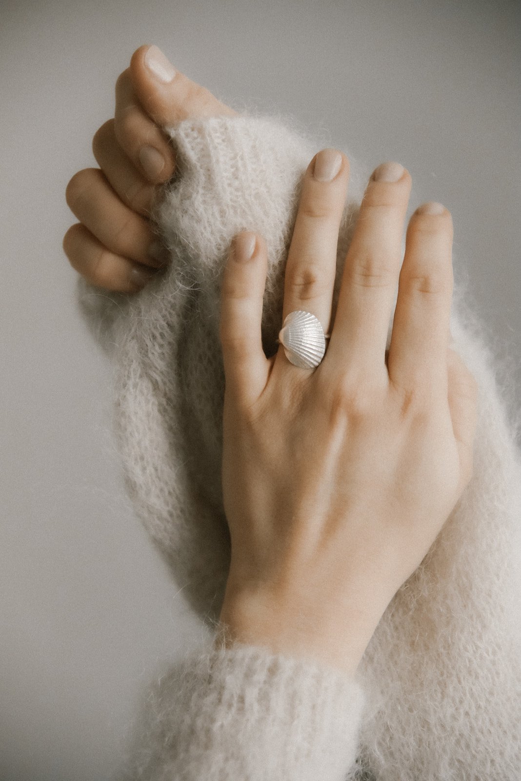  Heidi Väisänen - Valokuvaus - Henkilökuvaus - Tuotekuvaus - Yrittäjyys - Brändikuvaus - Yrityskuvaus - Studiokuvaus - Miljöökuvaus - Helsinki - Espoo - Vantaa - Pääkaupunkiseutu - Savio - Kerava - Tuusula - Lauttasaari 