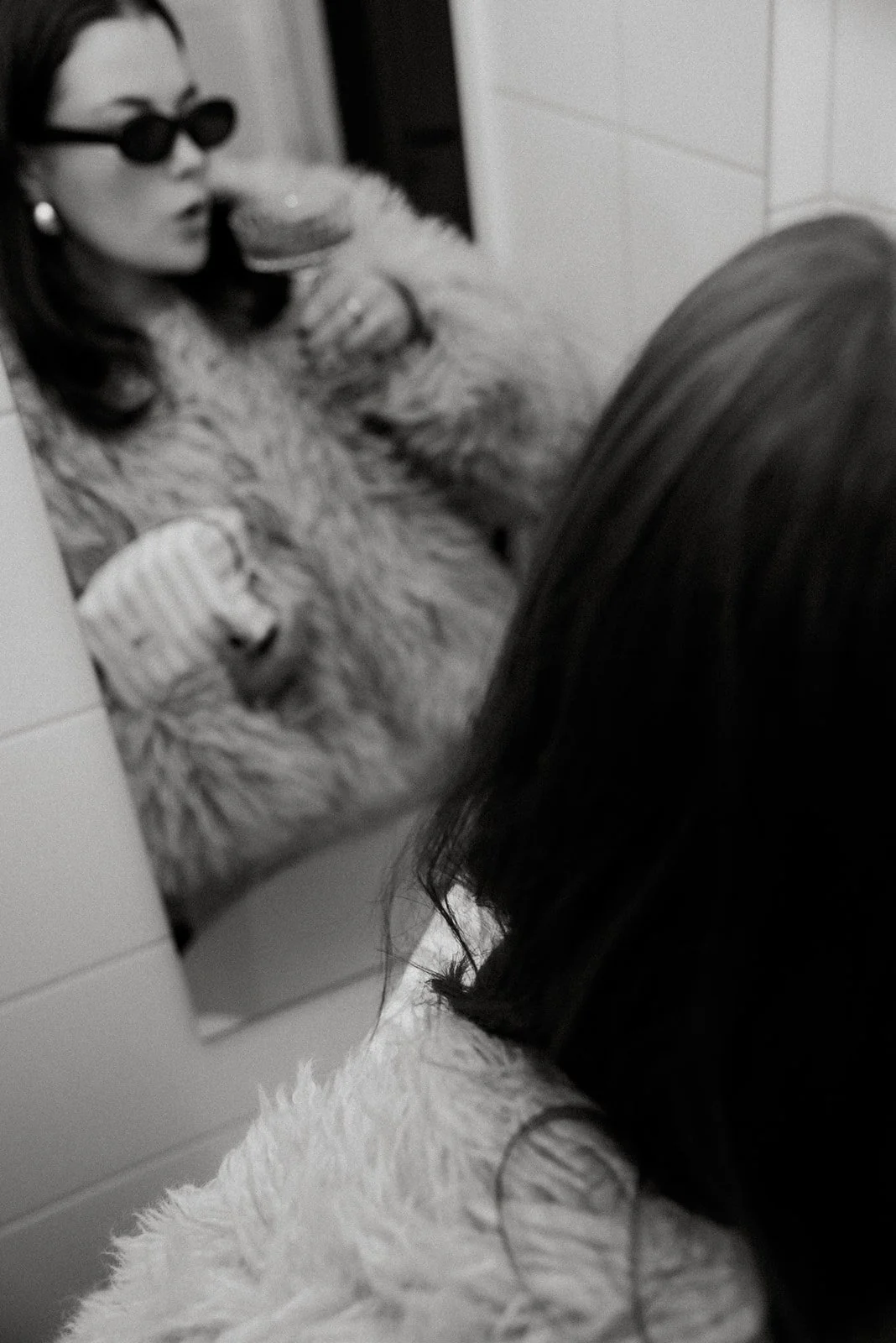 Mustavalkoinen brändikuva Edlan yrittäjästä.