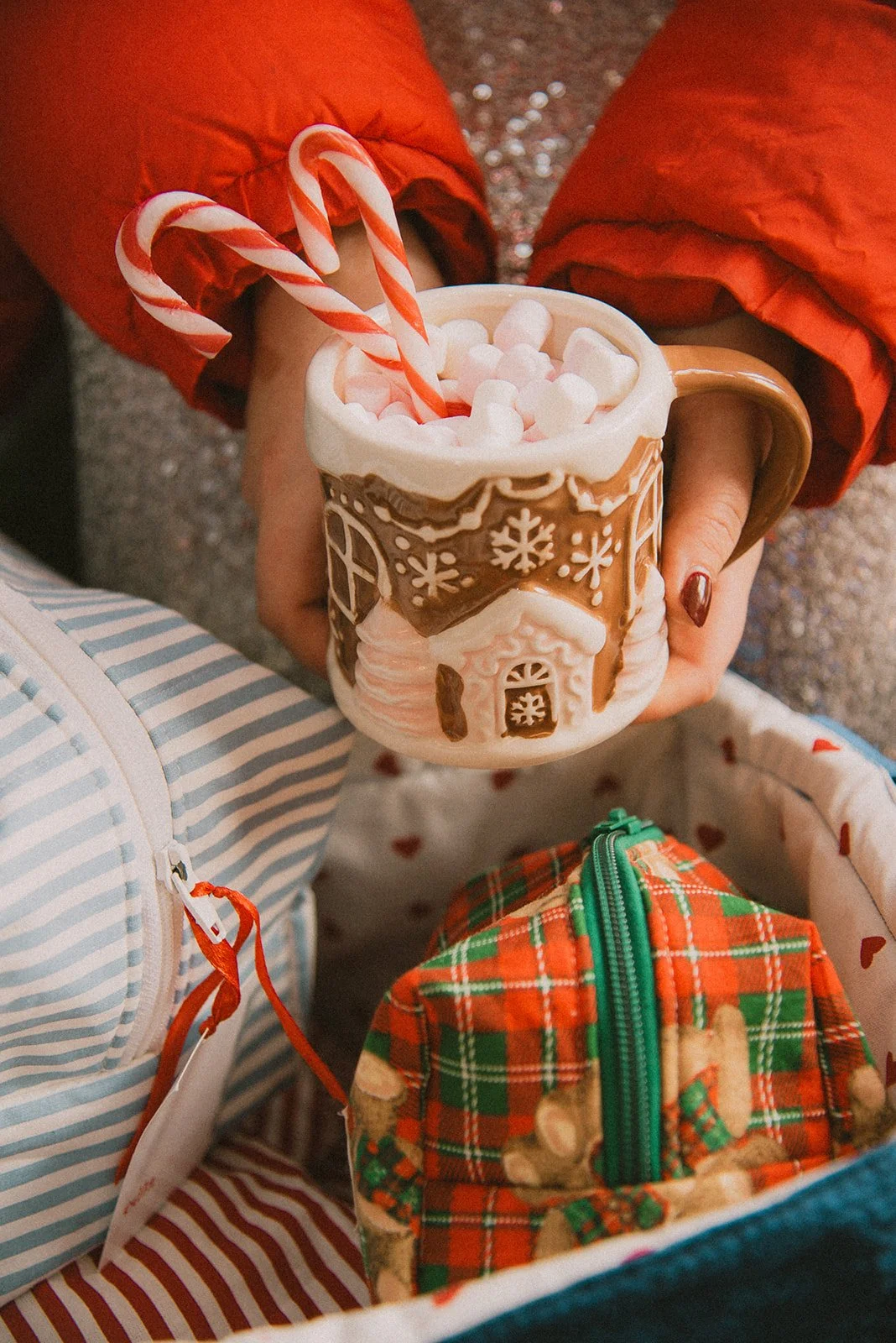 Jouluteemainen Edlan tuotekuva.