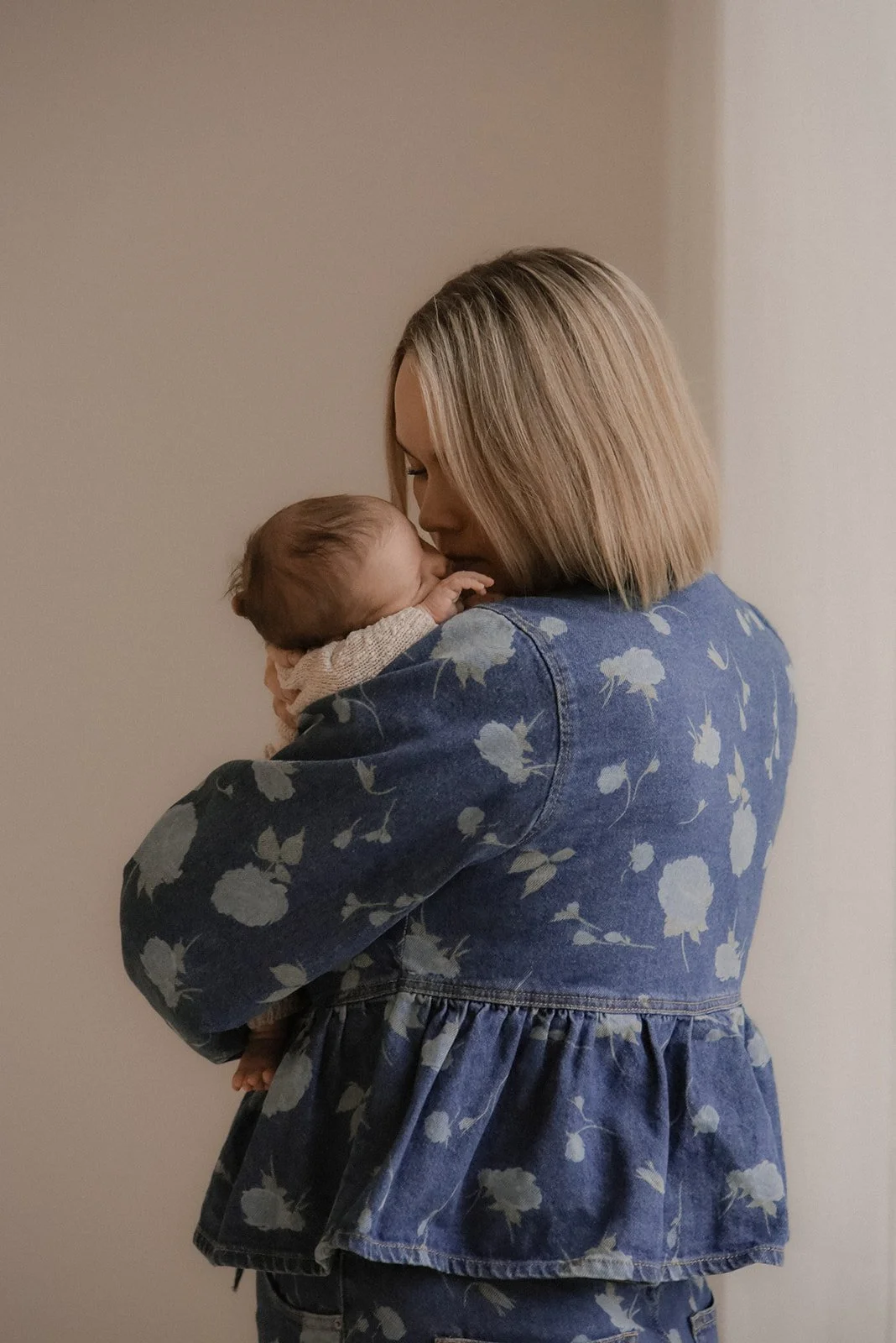 Heidi Väisäsen järjestämä vauvakuvaus.