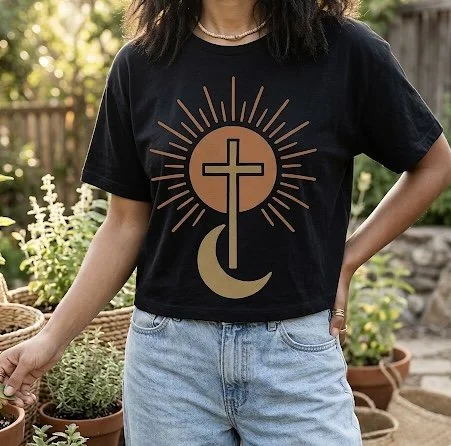 Isaiah 60:19 — Cropped Tee