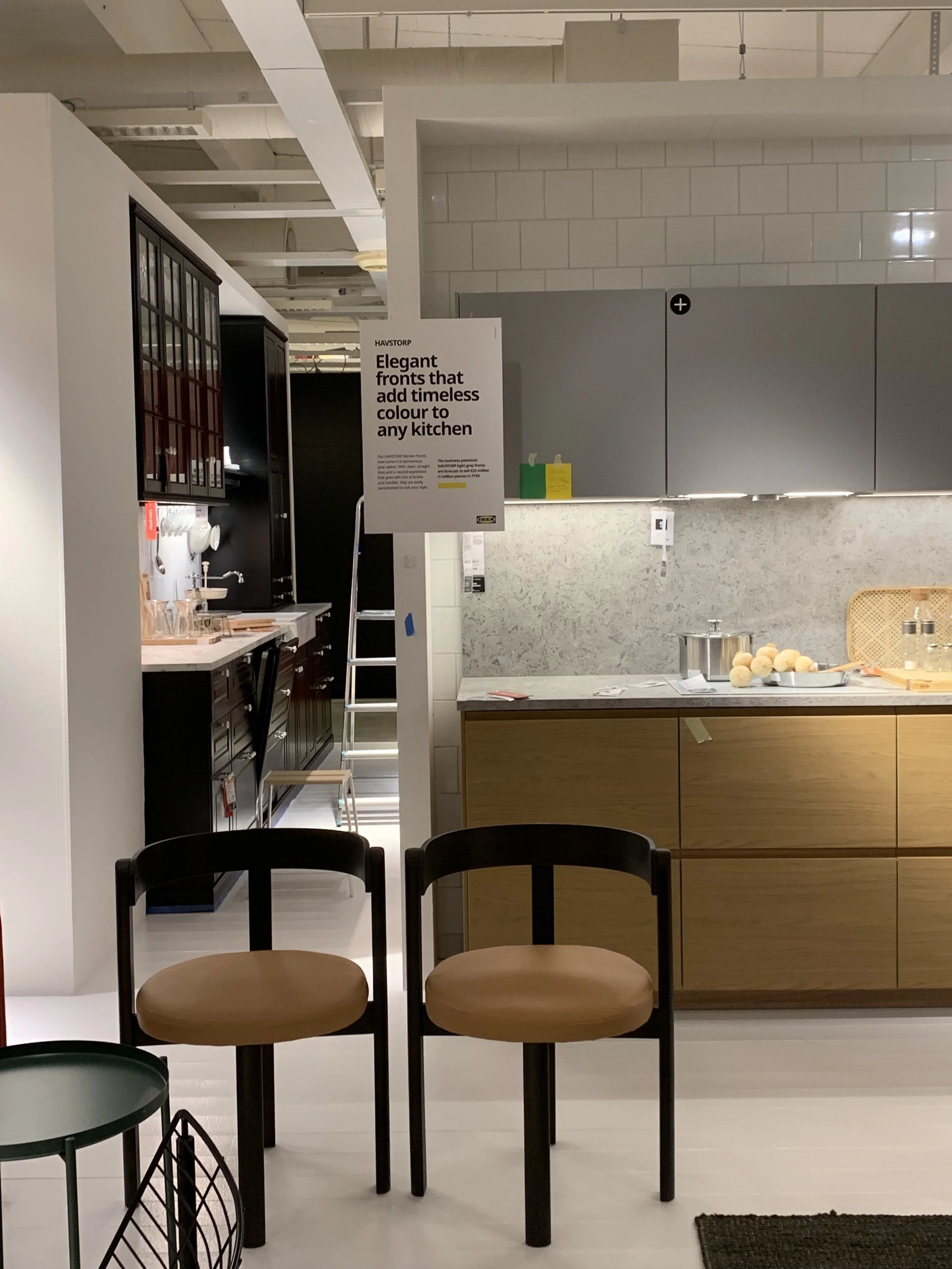 Text for light grey kitchen fronts