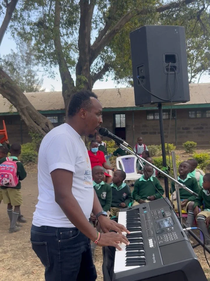 Teaching songs. Sharing hope. Building futures. 💛
Moments like these remind us why we serve&hellip;.A beautiful time of worship and learning with the kids of Flamingo Primary School, Nakuru.