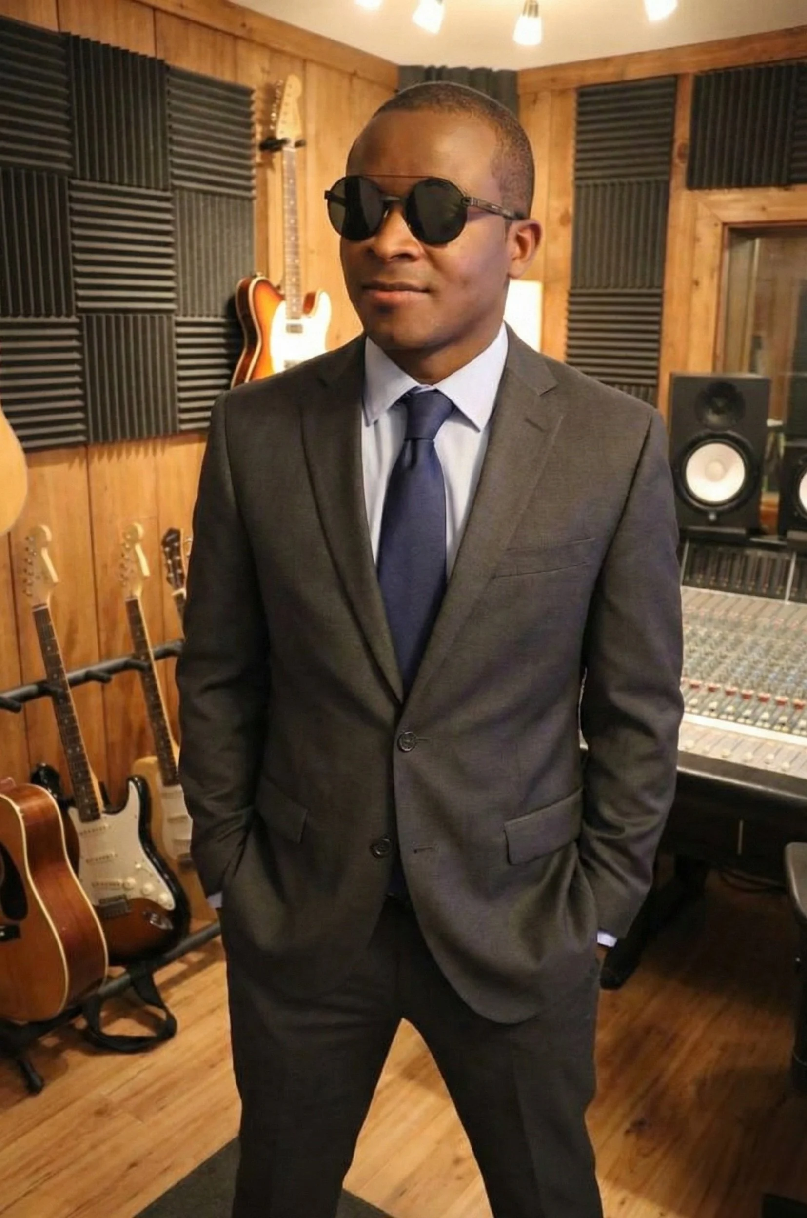 Reginald Duvillage, Haitian solo guitarist and performer