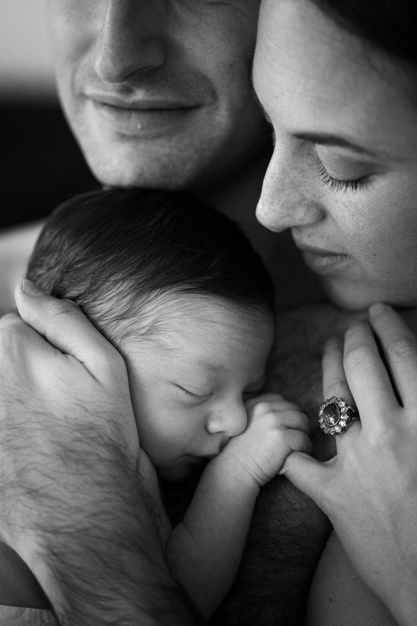 best Newborn baby photographer black and white
