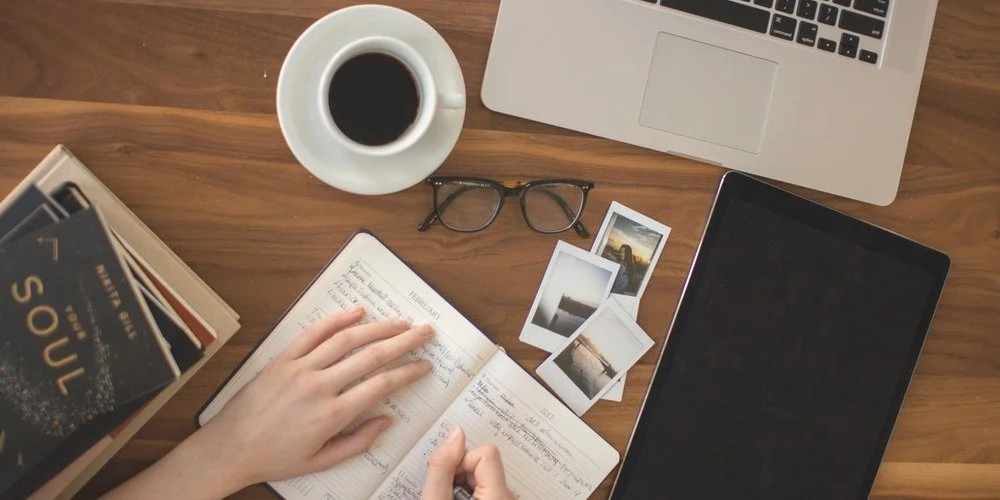 Paper Versus Digital Journaling: Which One is Better?