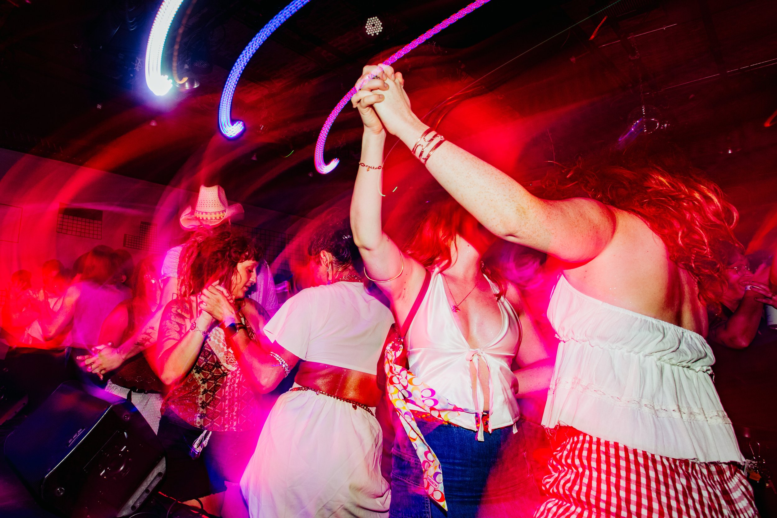 2025.06.21.QueerCountryLineDance.Crys.SPACE@justrobynthanks-38240.JPG