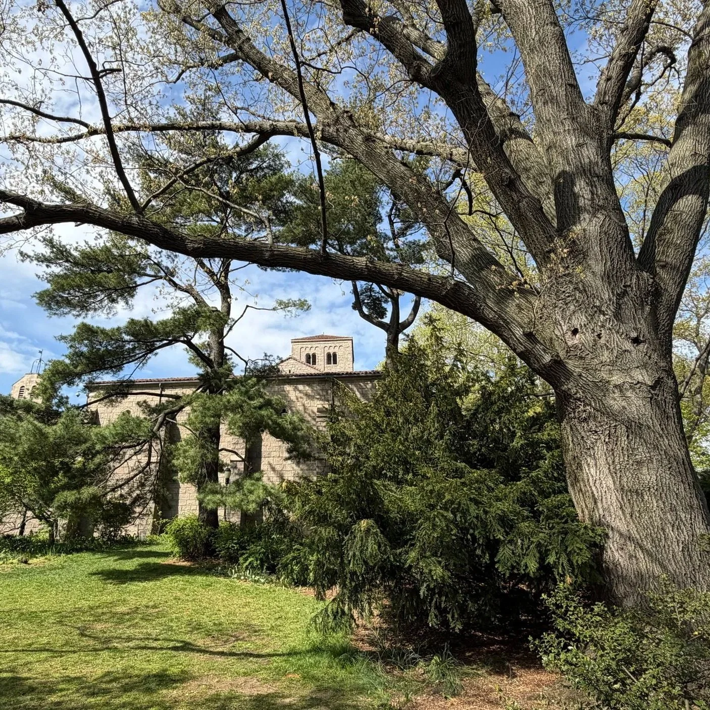 Fort Tryon Park &amp; The Heather Garden