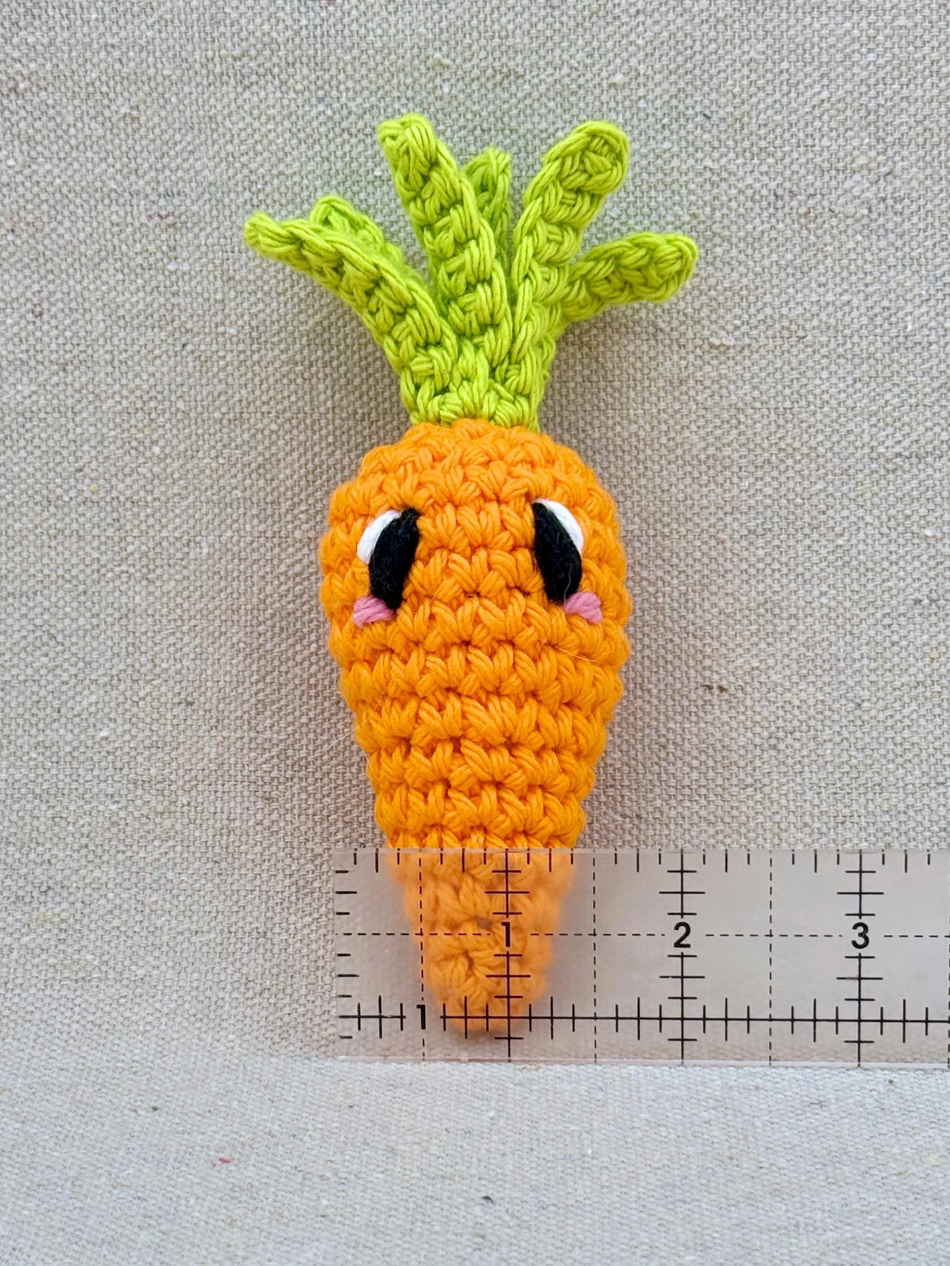 Amigurumi carrot measuring 1.75 inches wide (Copy)