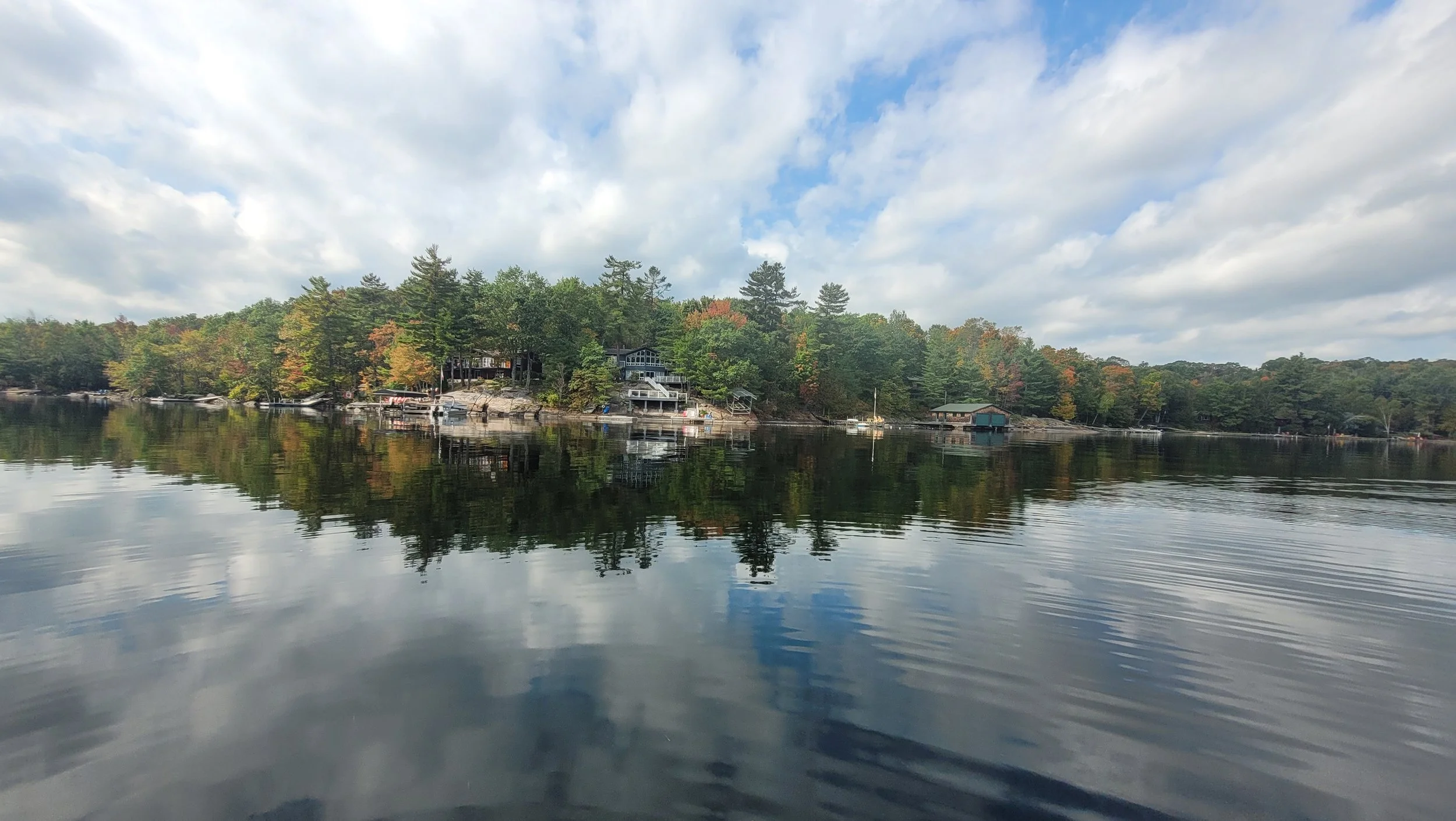 Life at the Cottage / Lisa Bagshaw