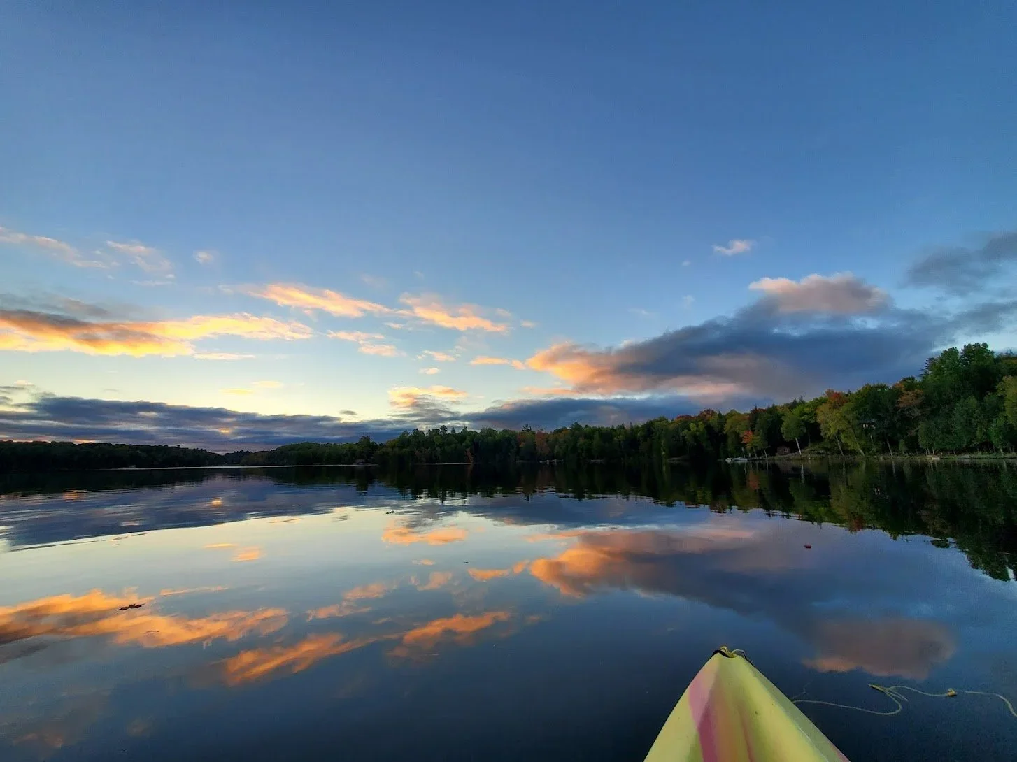 Life at the Cottage / Ceri Ahong
