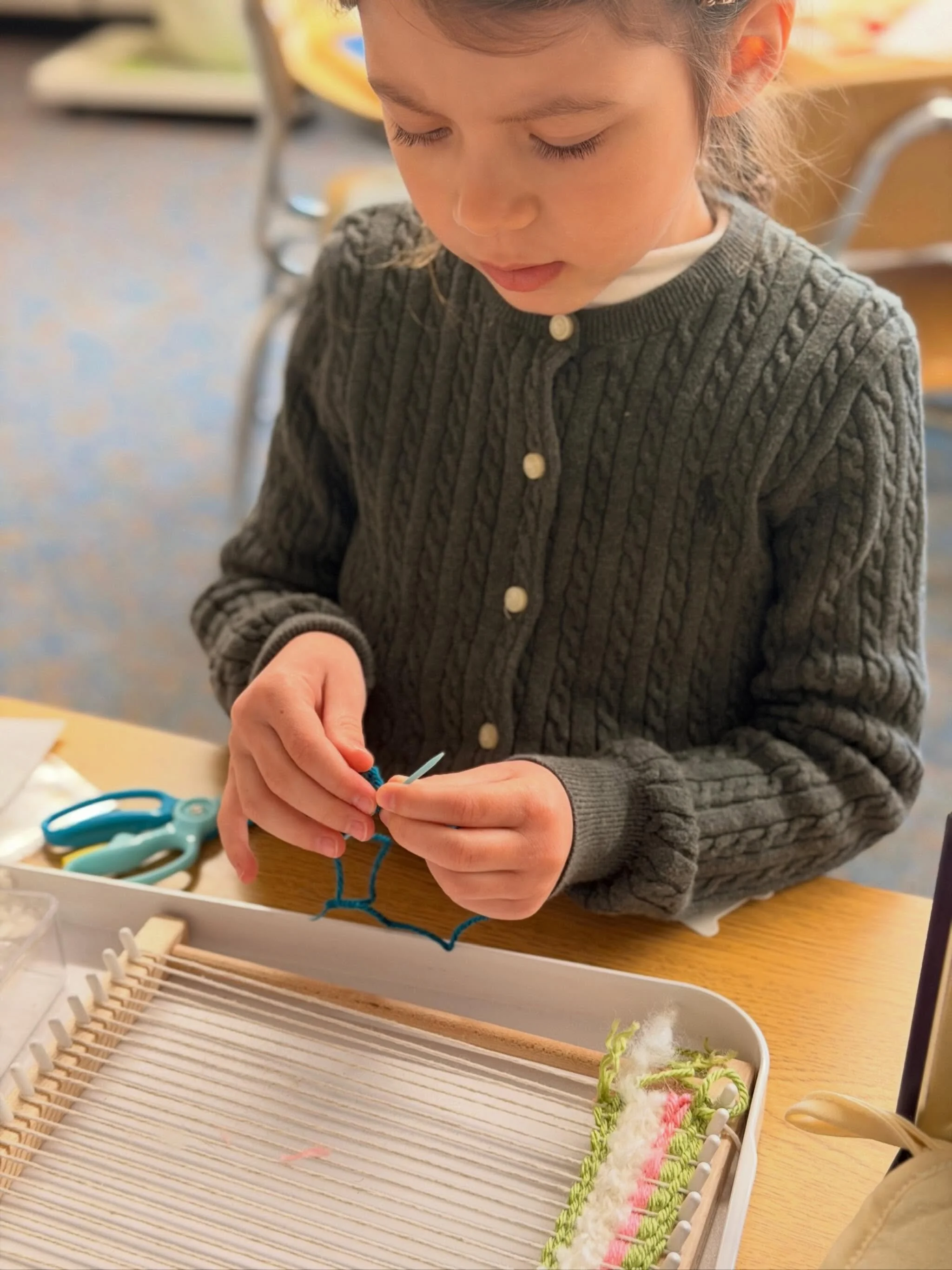 Looming is so much more than creating something beautiful. Children strengthen hand-eye coordination, refine motor skills and are introduce to early mathematical thinking through patterns, sequencing and spatial awareness. Children see their progress