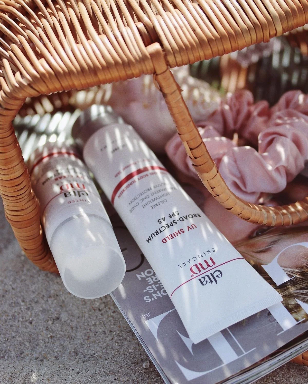 No beach bag is complete without @eltamdskincare 

It&rsquo;s a staple for a reason. Silky, weightless, and designed to melt into the skin without ever feeling heavy or chalky, even in the Florida heat.

What sets it apart is the intention behind it.