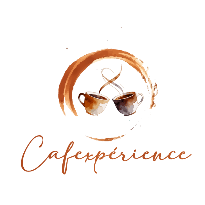 Une illustration de deux tasses de café fumantes entourées d'un cercle imbibé de couleur marron, avec le texte "Cafexperience" écrit en cursive en dessous.