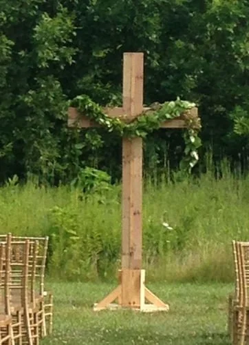 Wood Cross 9' Tall
