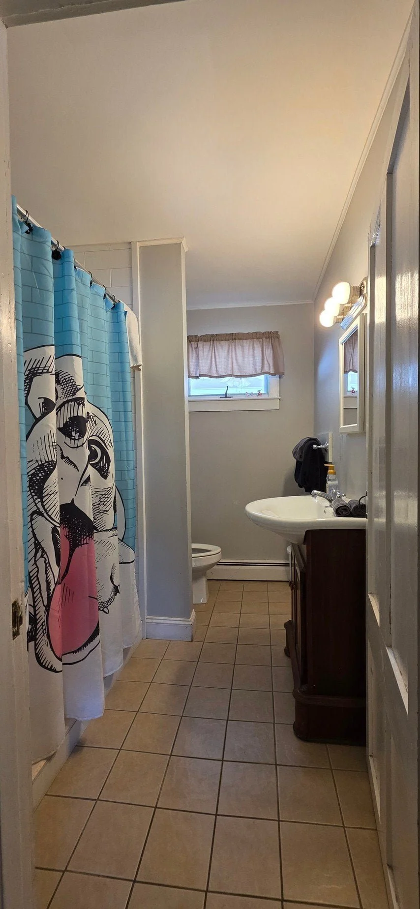 DOGWOOD BATHROOM.jpg