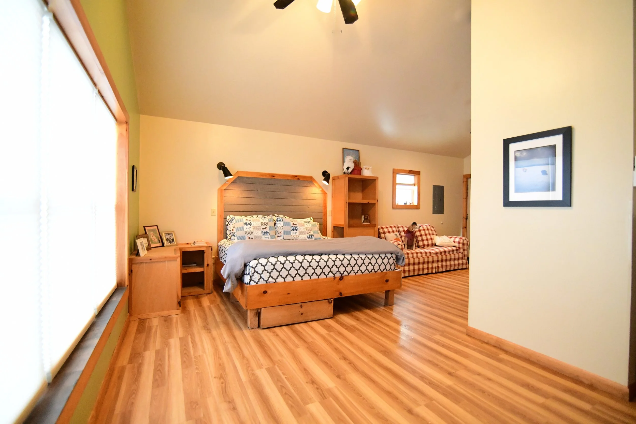 Brooklyn's Bedroom.jpg