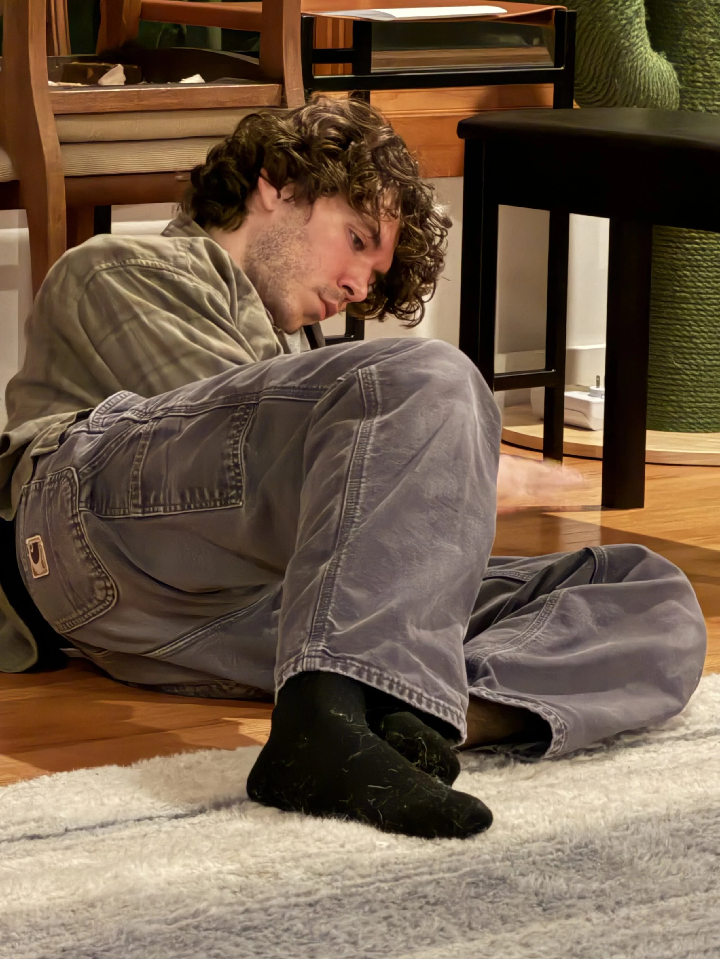 A student working on dream work during an intensive
