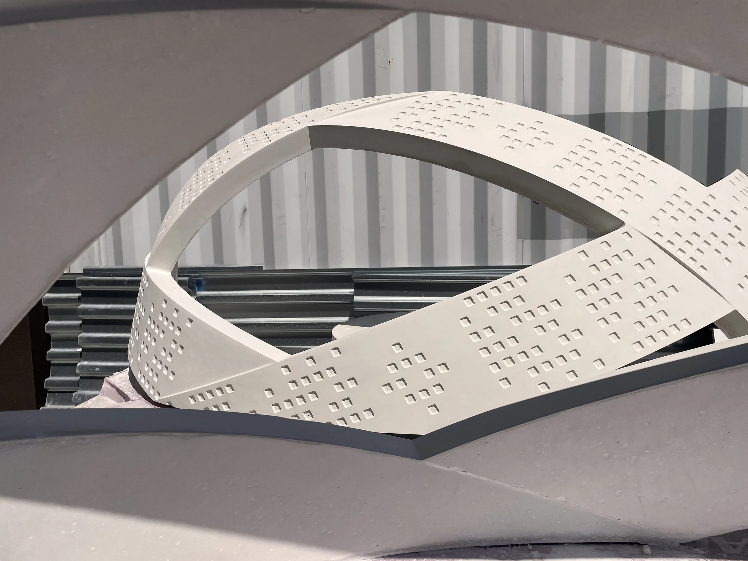 Entrelacs, par Giorgia Volpe - Parc de l’Ukraine - Rue de Bellechasse, Montréal QC