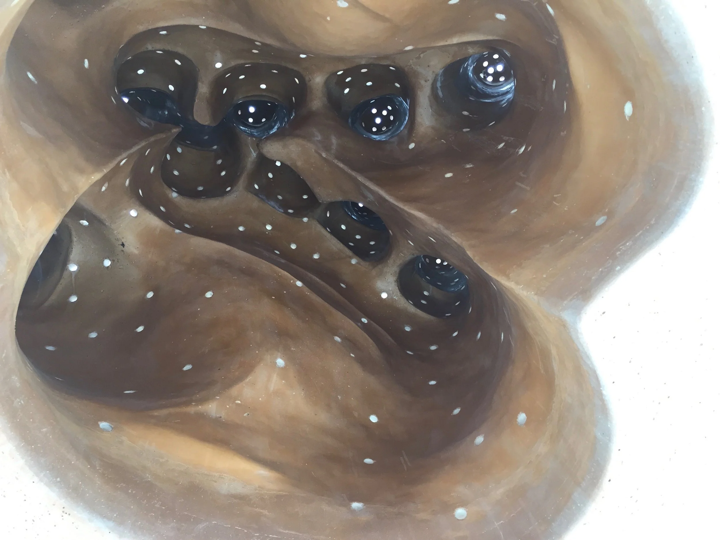 Où boivent les loups, par Stephen Schofield  - Rue Jeanne-Mance/Quartier des Spectacles, Montréal QC