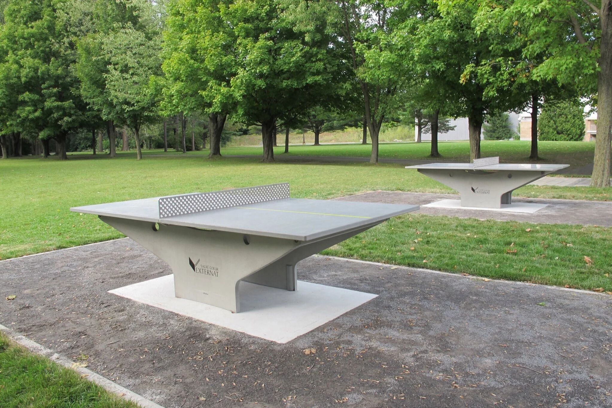 fabriqué à Montréal Québec Canada, ping-pong (2015) école privée Externat Sacré-Coeur, Rosemère, Qc.