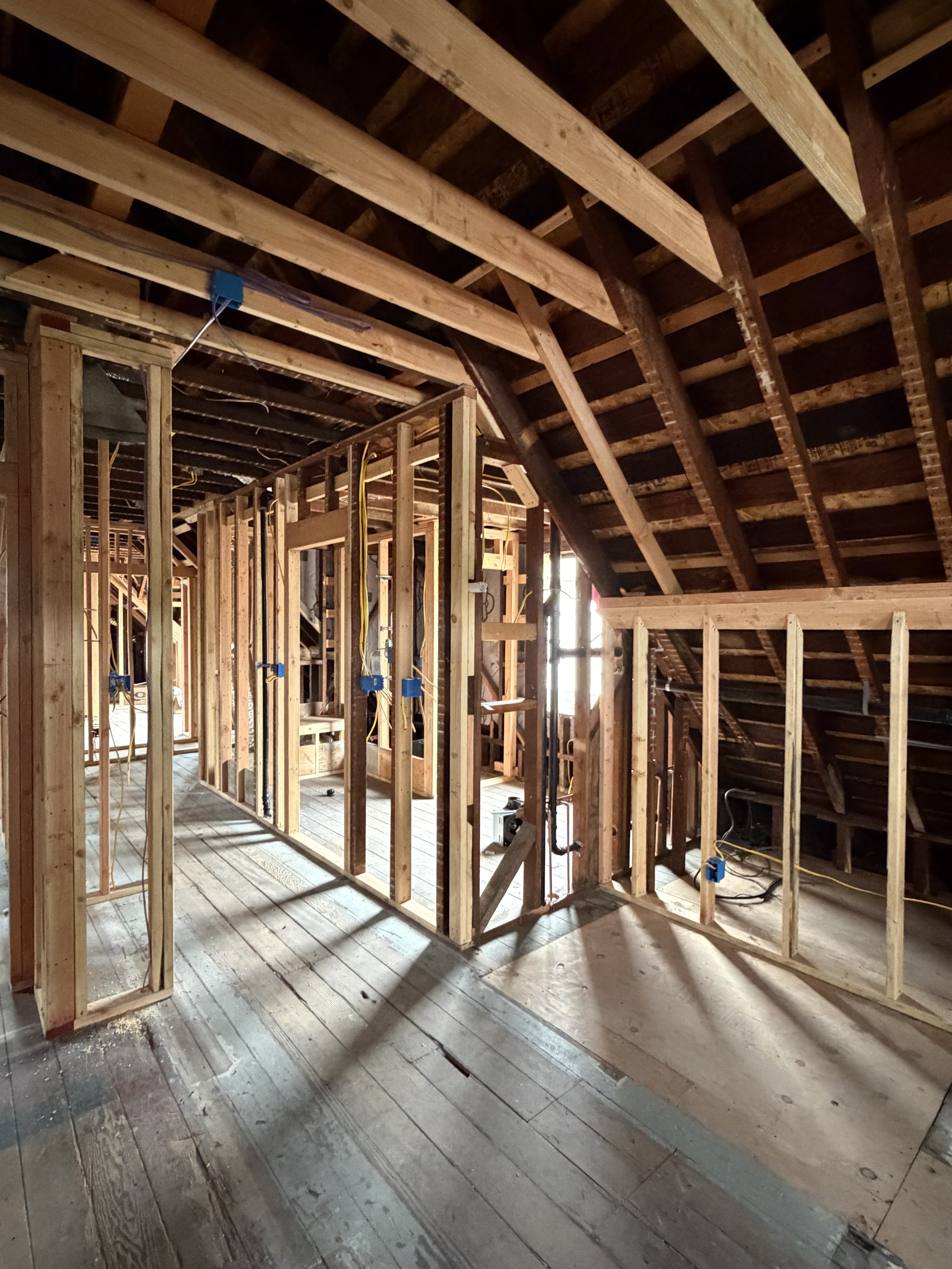 framing primary bath 2nd fl .jpeg