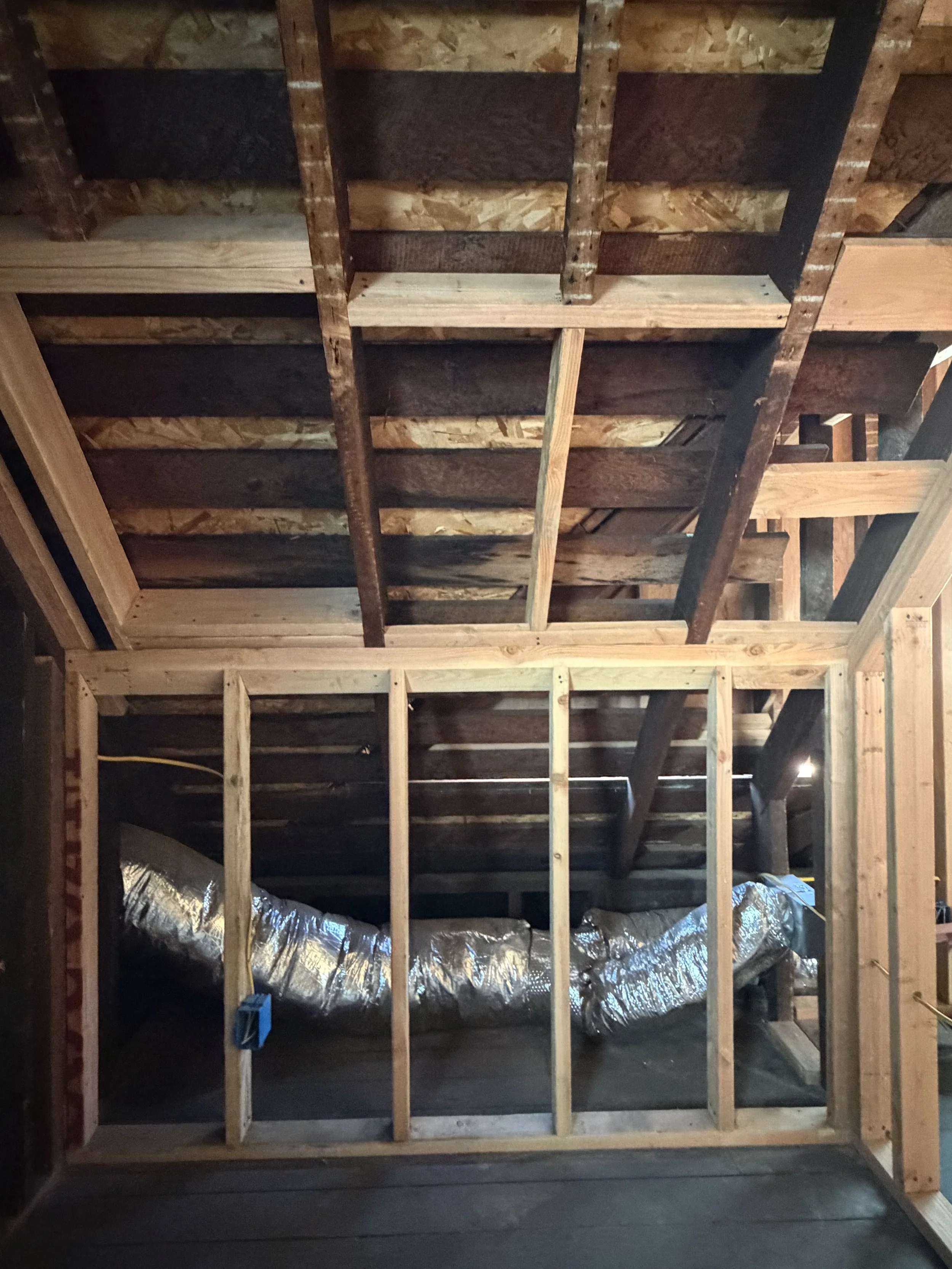 HVAC duct in wall.jpeg