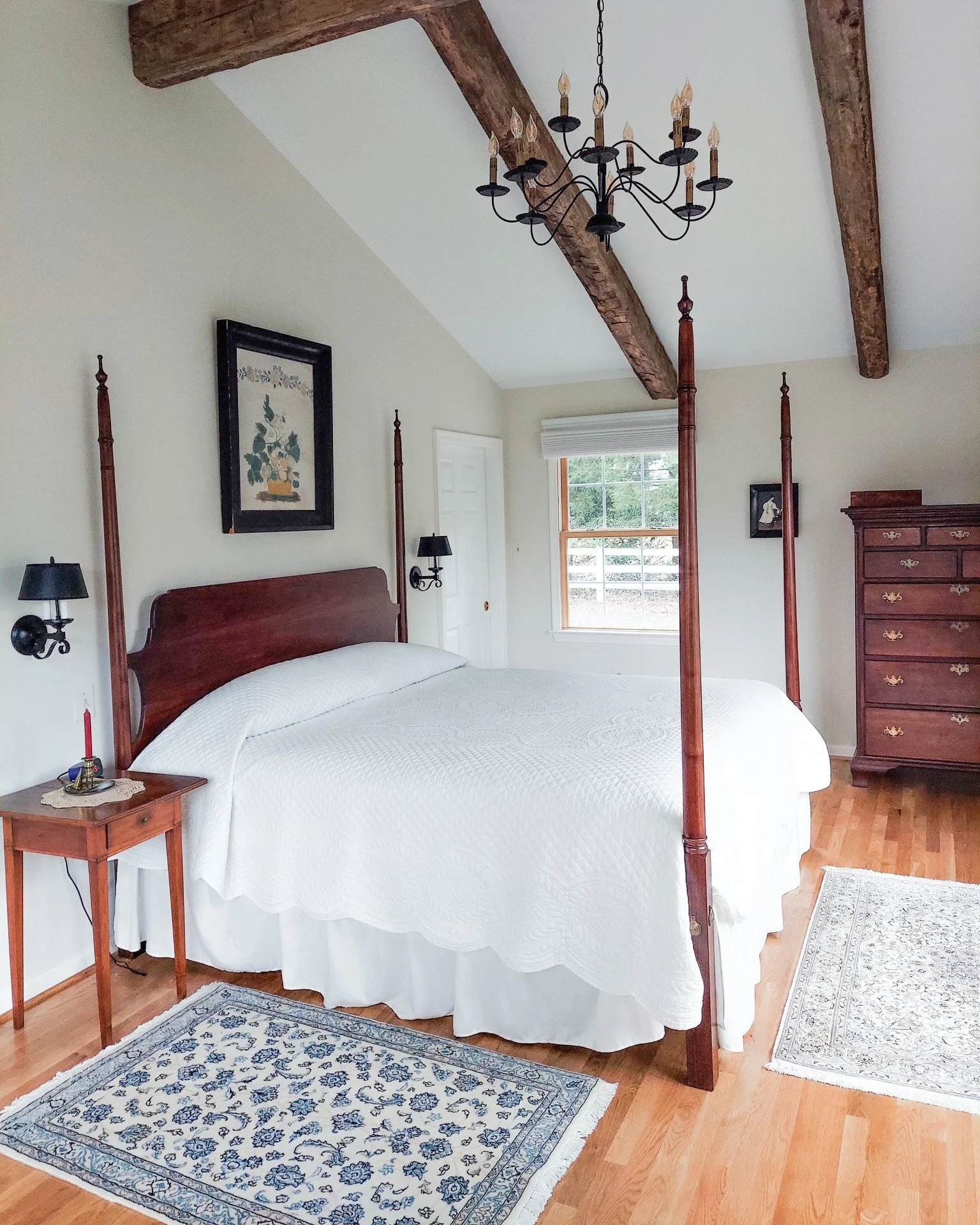 Cherry Chippendale Bed with Finials No Canopy - fav.jpg