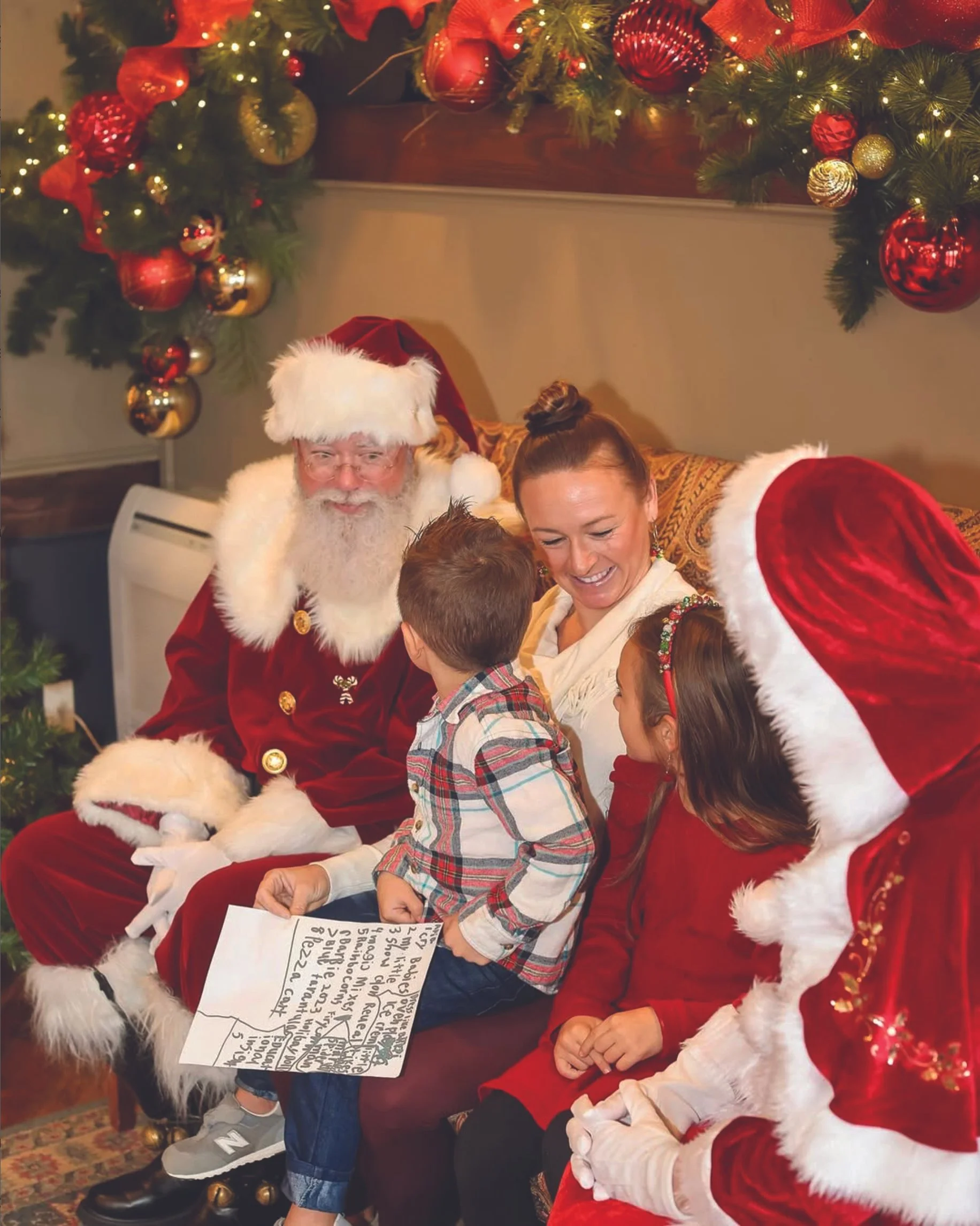 hillbrook santa2.jpg