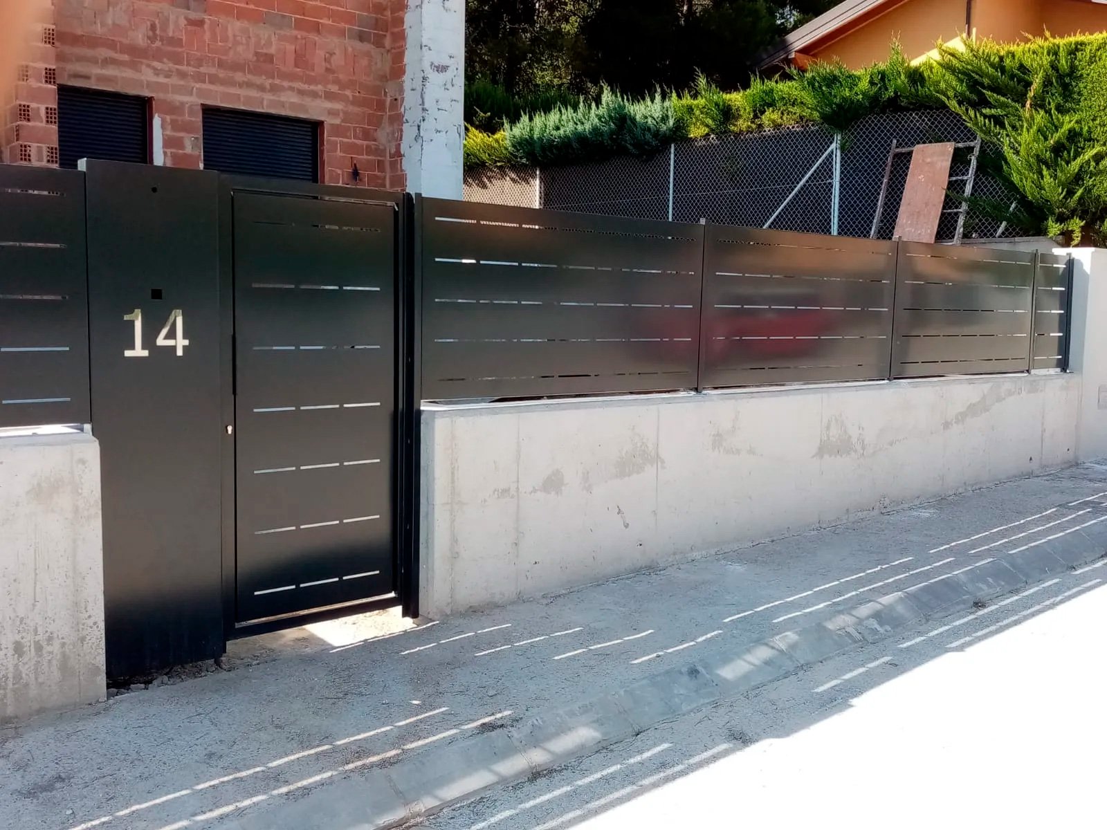 Oranssi-Projekt: Lamellendach