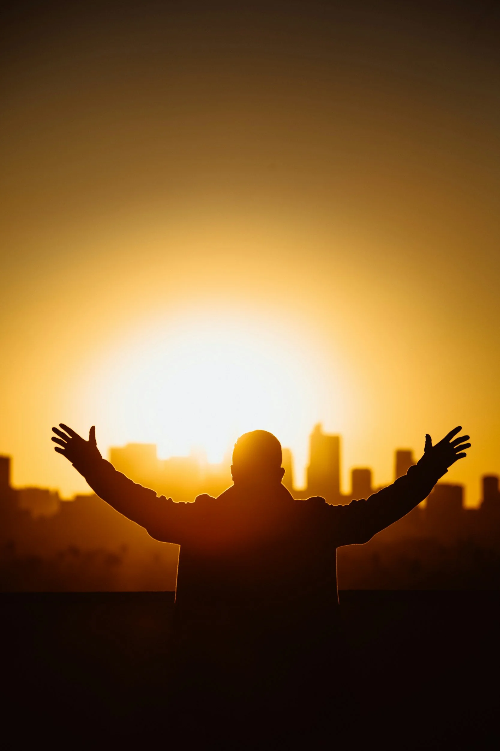 “Turn your eyes upon Jesus”