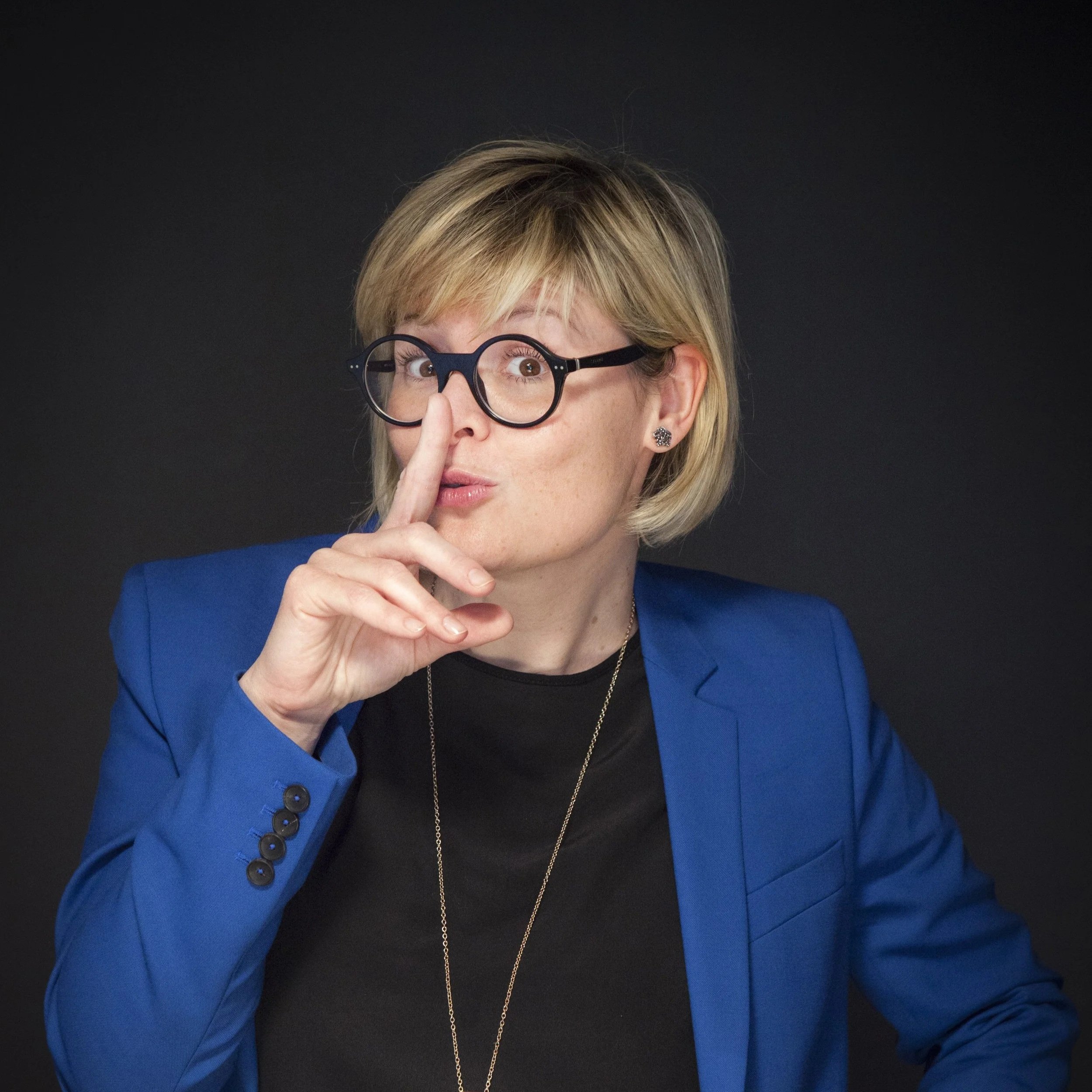 Consulente sorridente per la crescita clienti